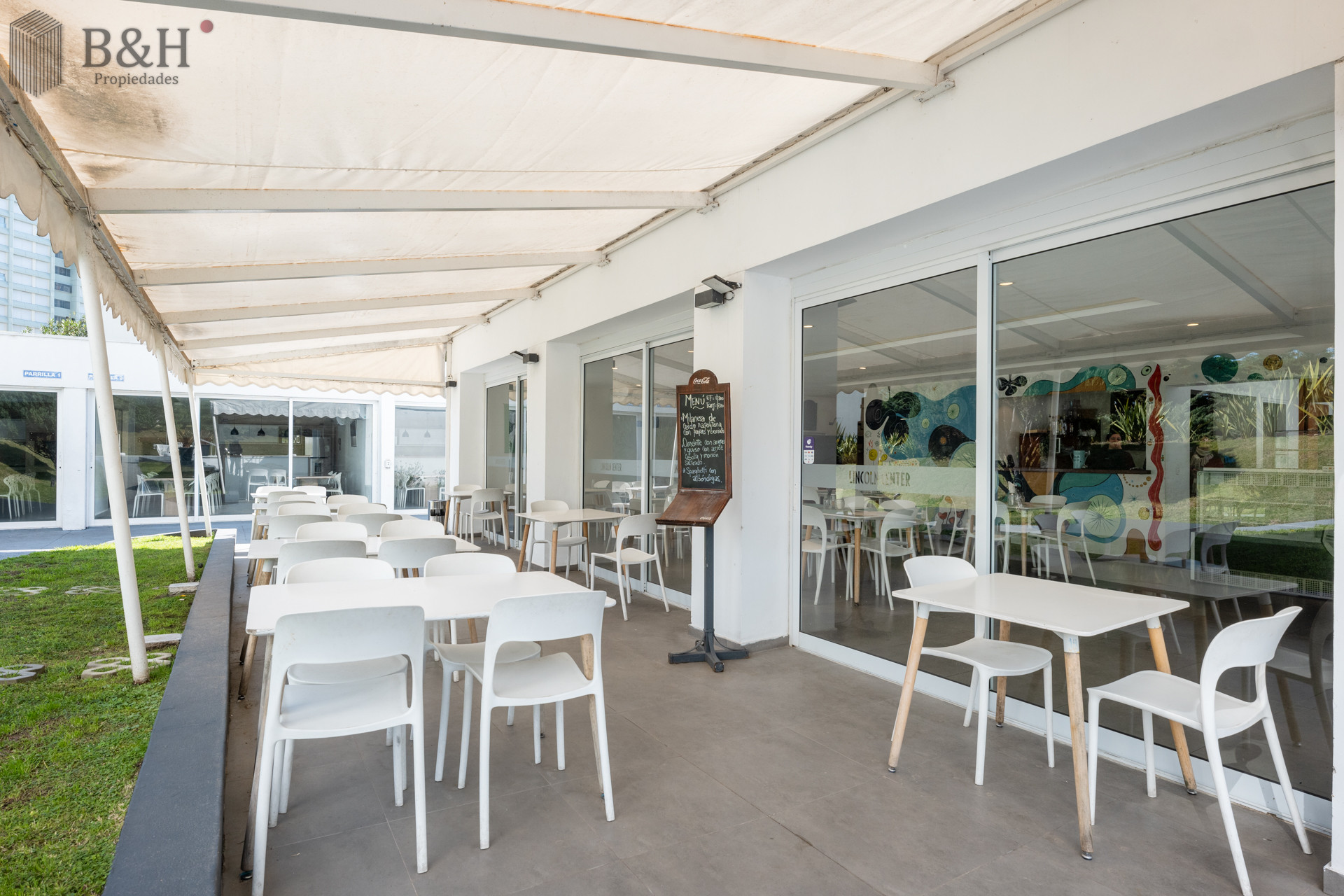 Apartamento ID.506 - TEMPORADA 2023!! IDEAL 3 PERSONAS!! APARTAMENTO COMPLETO FRENTE AL MAR CON SERVICIO DE PLAYA Y PISCINA CLIMATIZADA!!