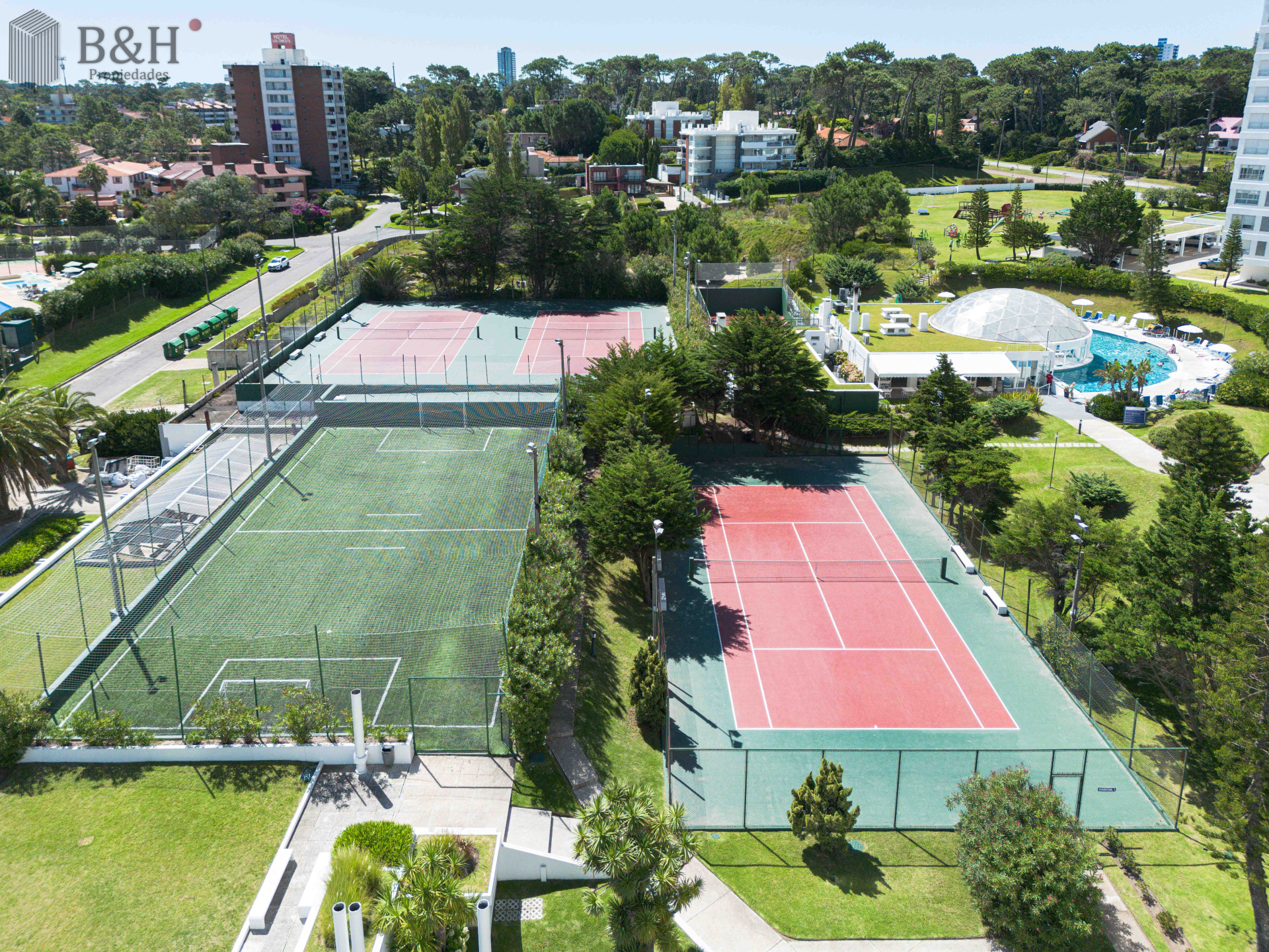 Apartamento ID.506 - TEMPORADA 2023!! IDEAL 3 PERSONAS!! APARTAMENTO COMPLETO FRENTE AL MAR CON SERVICIO DE PLAYA Y PISCINA CLIMATIZADA!!