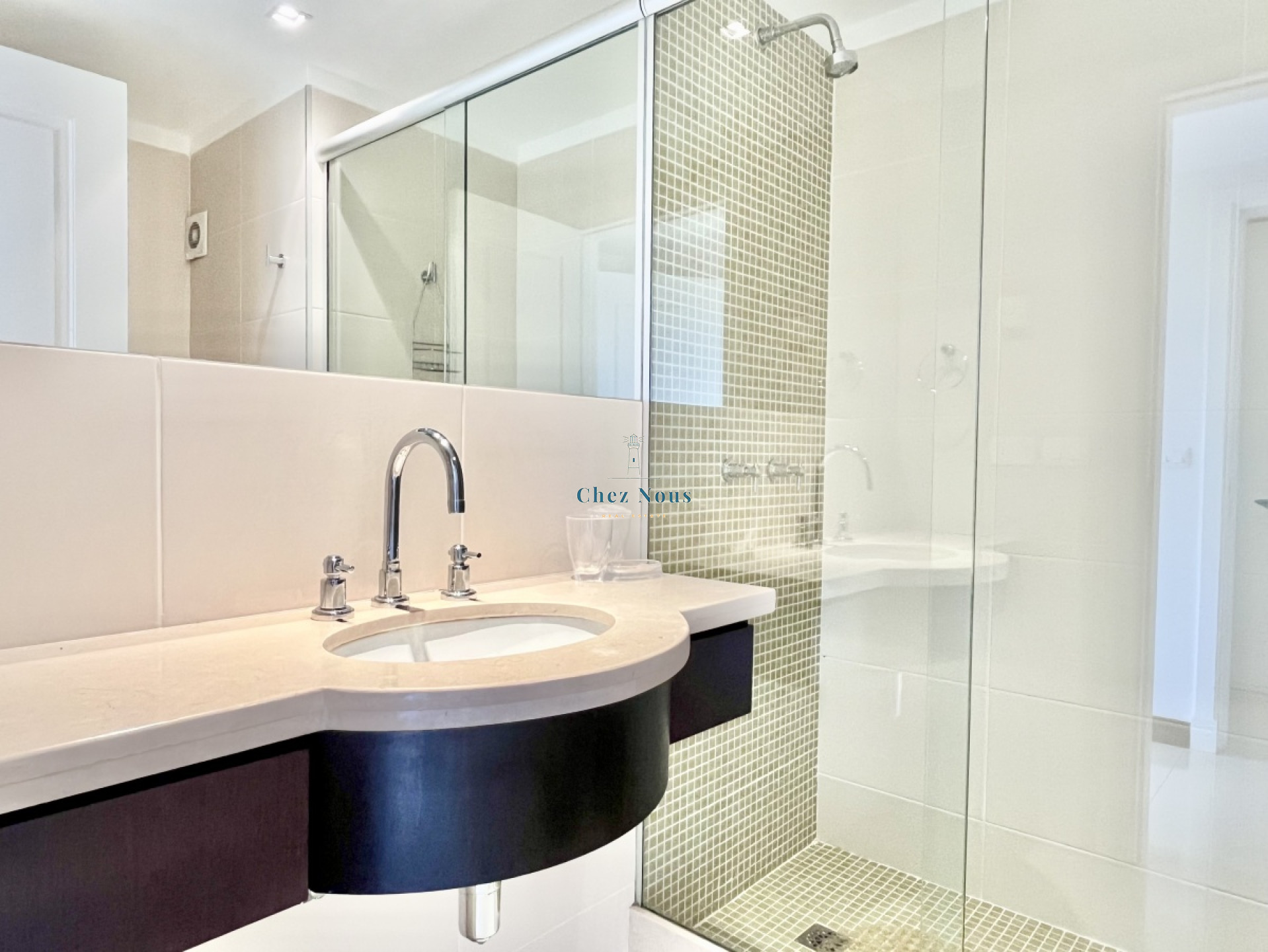 Apartamento ID.637 - Alquiler de Temporada - Playa Brava - Torre Lobos - 3 Dormitorios en Suite + Dependencia 