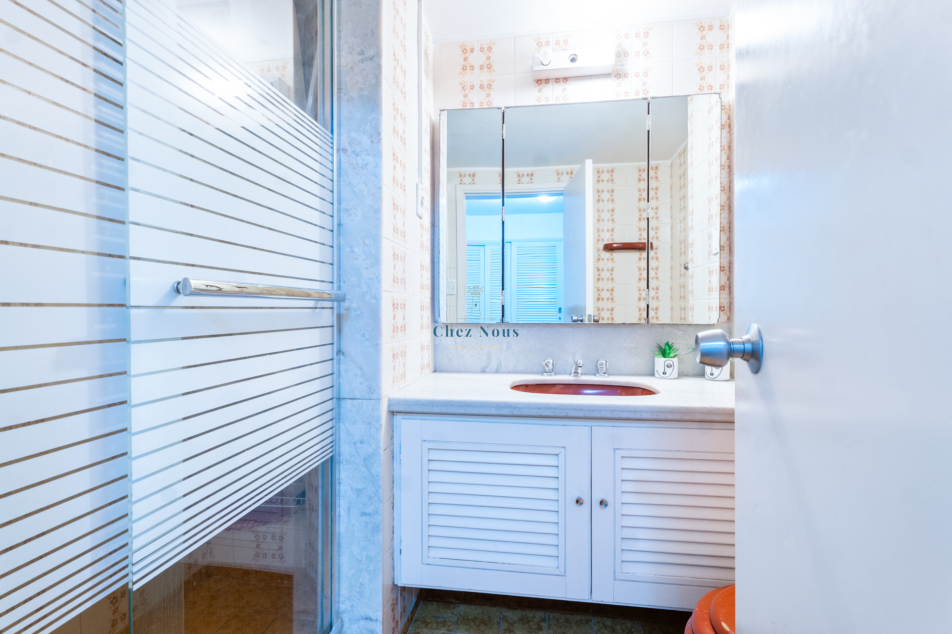 Apartamento ID.677 - Apartamento en Venta - Playa Mansa - Torre Jefferson - 1 Dorm y Medio