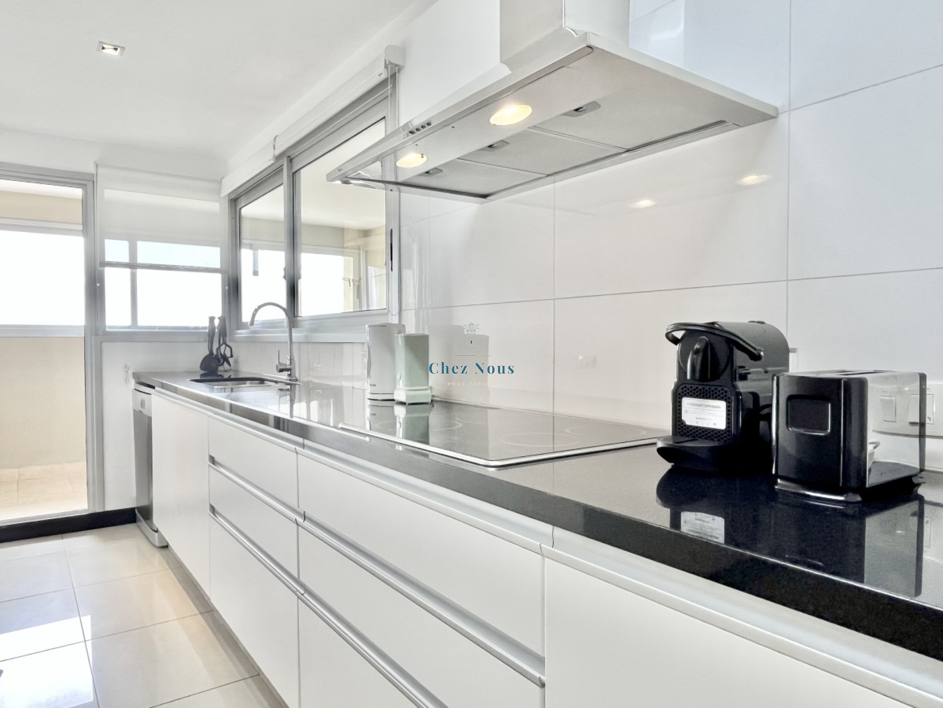 Apartamento ID.637 - Alquiler de Temporada - Playa Brava - Torre Lobos - 3 Dormitorios en Suite + Dependencia 