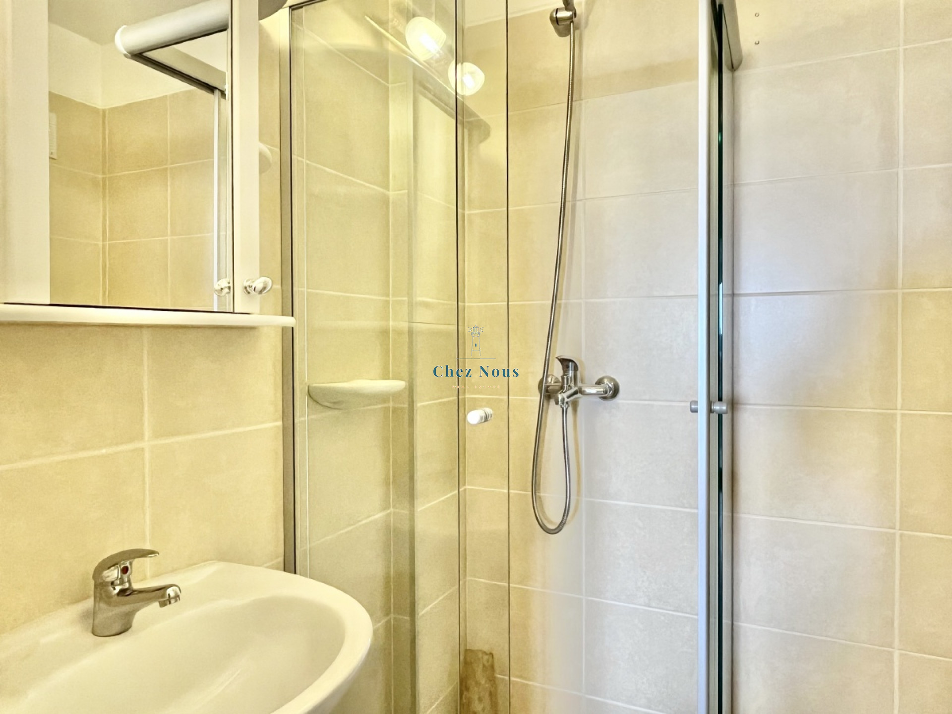 Apartamento ID.637 - Alquiler de Temporada - Playa Brava - Torre Lobos - 3 Dormitorios en Suite + Dependencia 