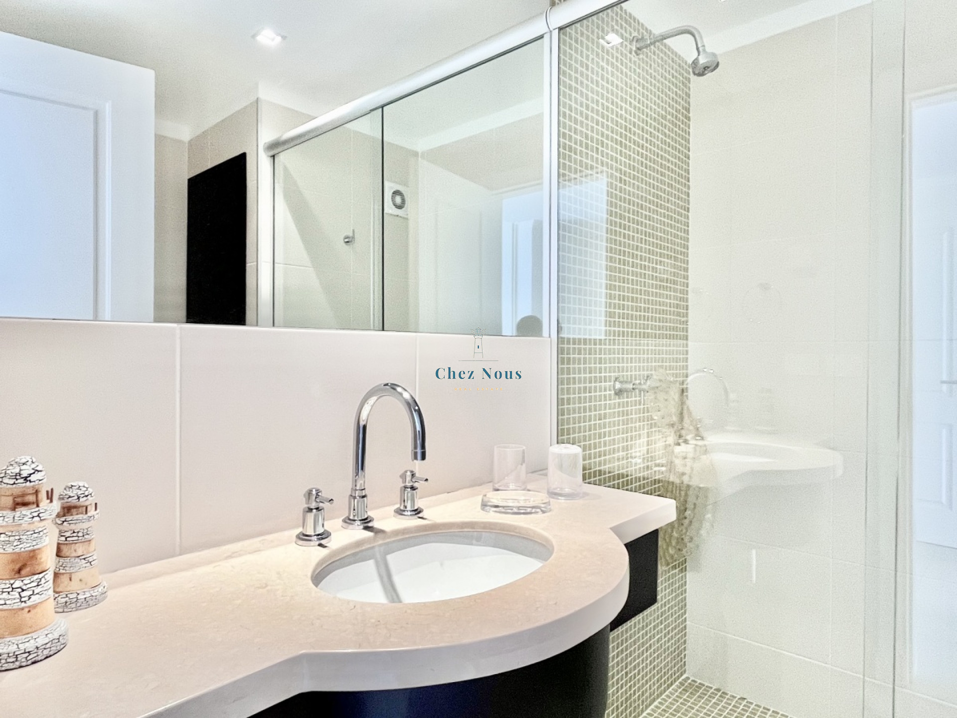 Apartamento ID.637 - Alquiler de Temporada - Playa Brava - Torre Lobos - 3 Dormitorios en Suite + Dependencia 