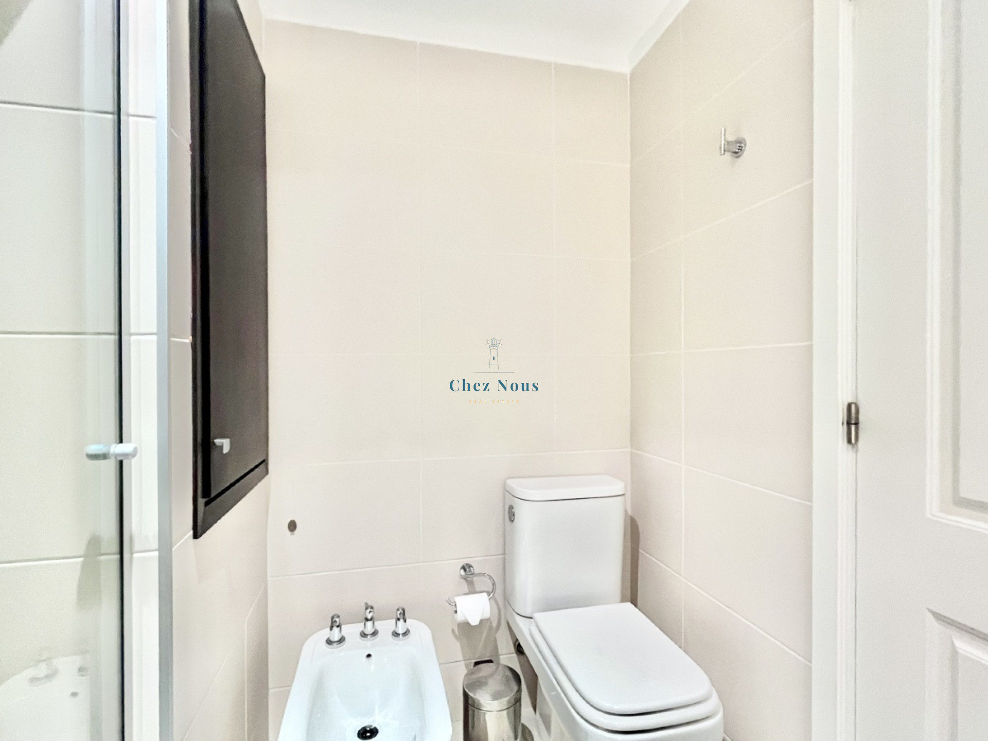 Apartamento ID.637 - Alquiler de Temporada - Playa Brava - Torre Lobos - 3 Dormitorios en Suite + Dependencia 