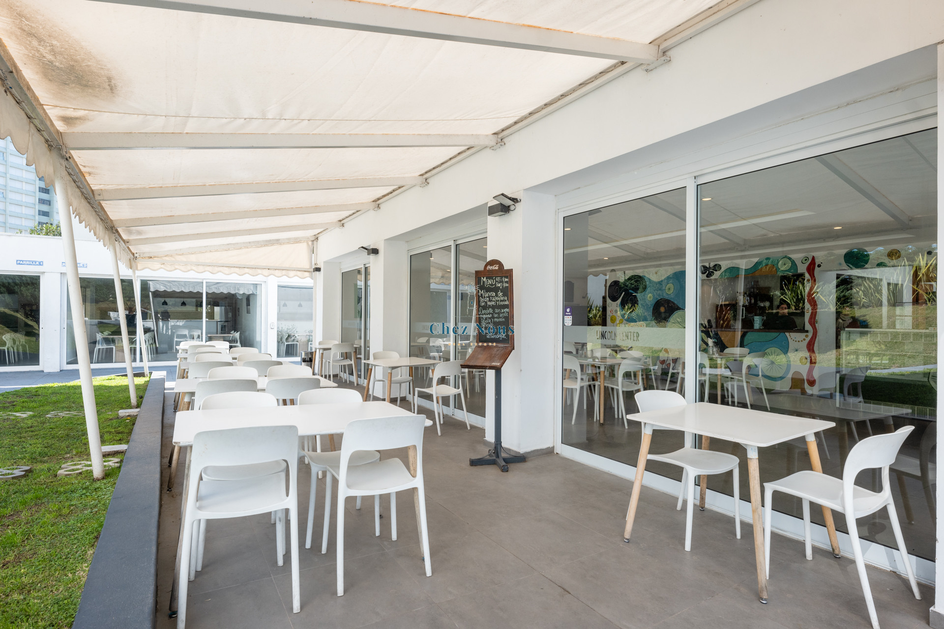 Apartamento ID.677 - Apartamento en Venta - Playa Mansa - Torre Jefferson - 1 Dorm y Medio