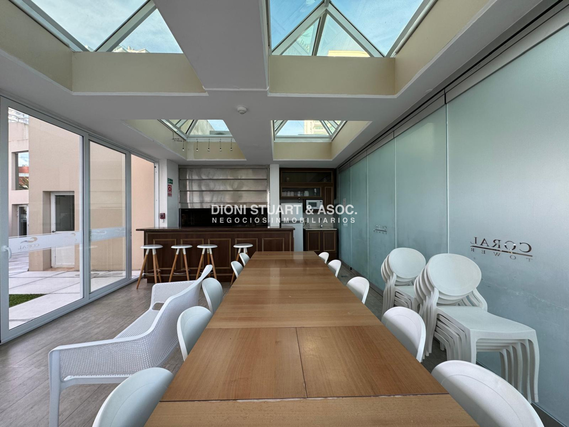 Apartamento ID.341 - Coral Tower - En venta - 3 Dormitorios en Suite + Dependencia