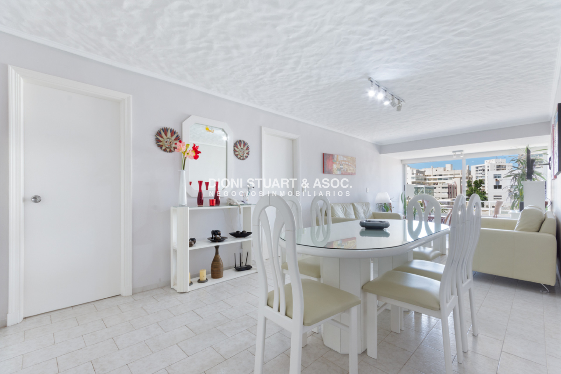 Apartamento ID.585 - Apartamento en Venta - Peninsula - Simon Bolivar - 3 Dormitorios - Reciclado