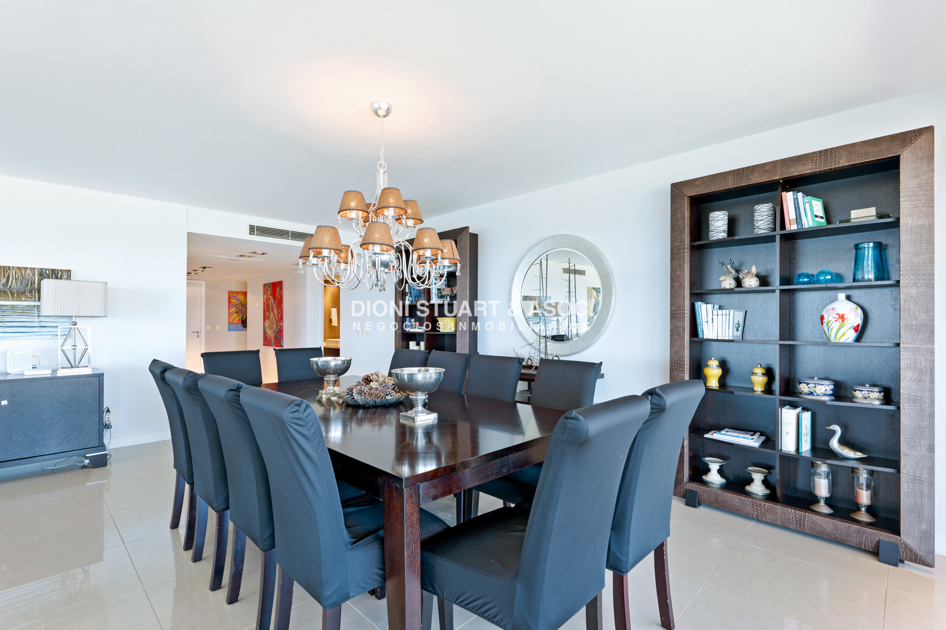 Apartamento ID.606 - Aquarela - 4 Dorms en Suite