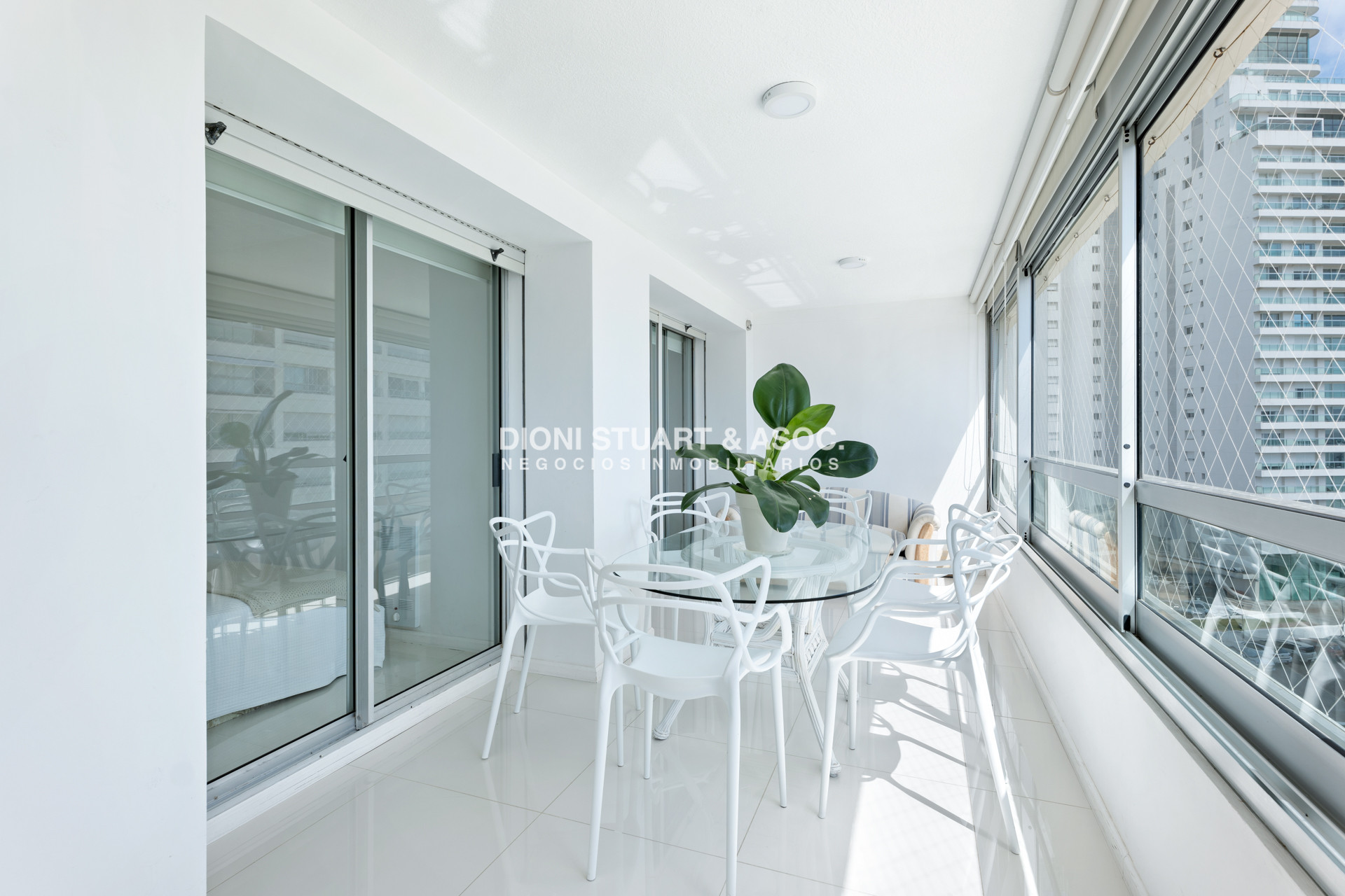 Apartamento ID.602 - Torre Jefferson - 2 Dormitorios y Medio - Reciclado - Complejo Lincoln Center