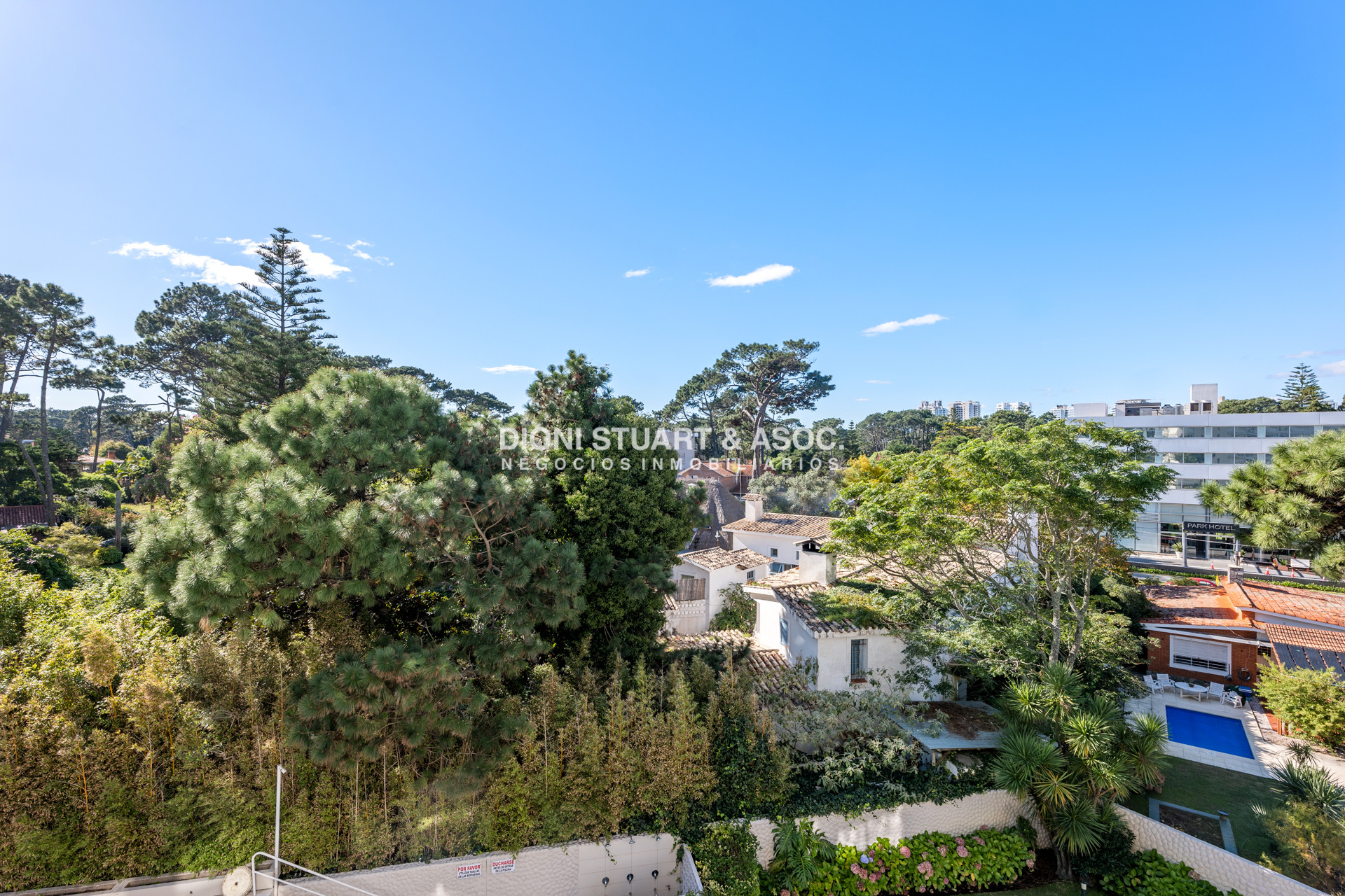Apartamento ID.664 - Apartamento en Roosevelt - 3 Dormitorios y 3 Baños - Edificio Dormar - Punta del Este