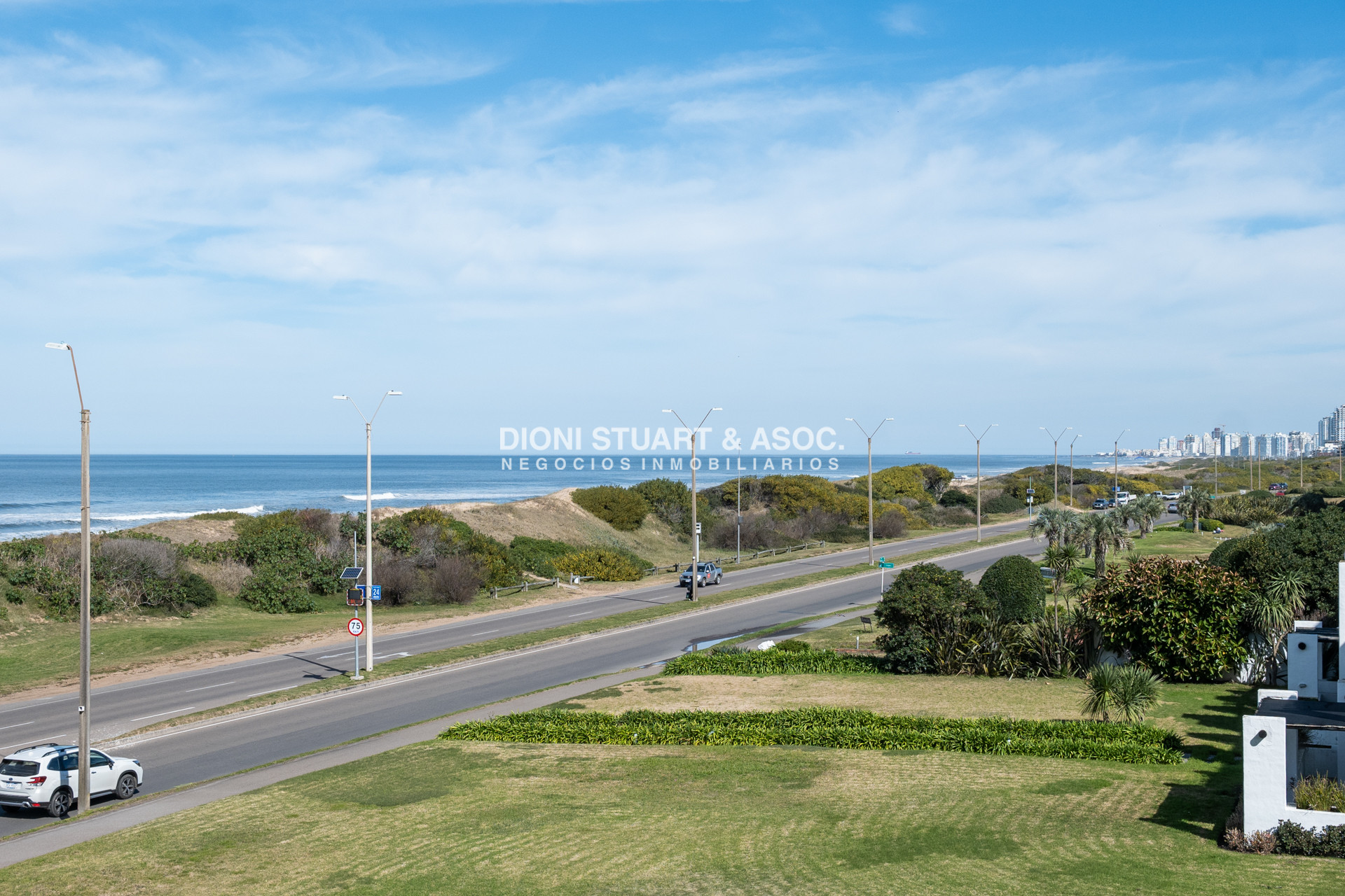 Apartamento ID.738 - Apartamento Frente al Mar Playa Brava - 3 Dormitorios y Dependencia - Dunas del Golf