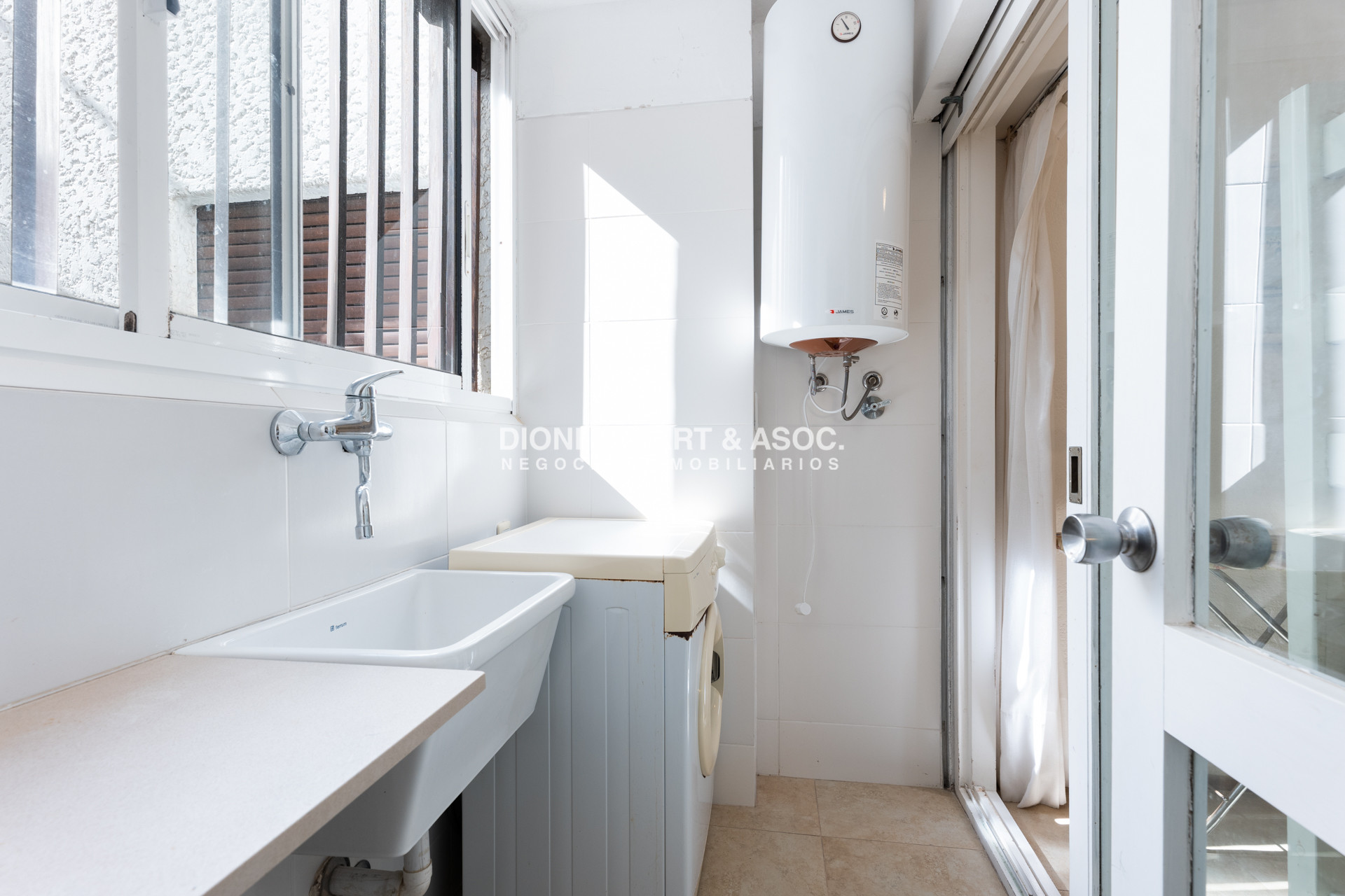 Apartamento ID.738 - Apartamento Frente al Mar Playa Brava - 3 Dormitorios y Dependencia - Dunas del Golf