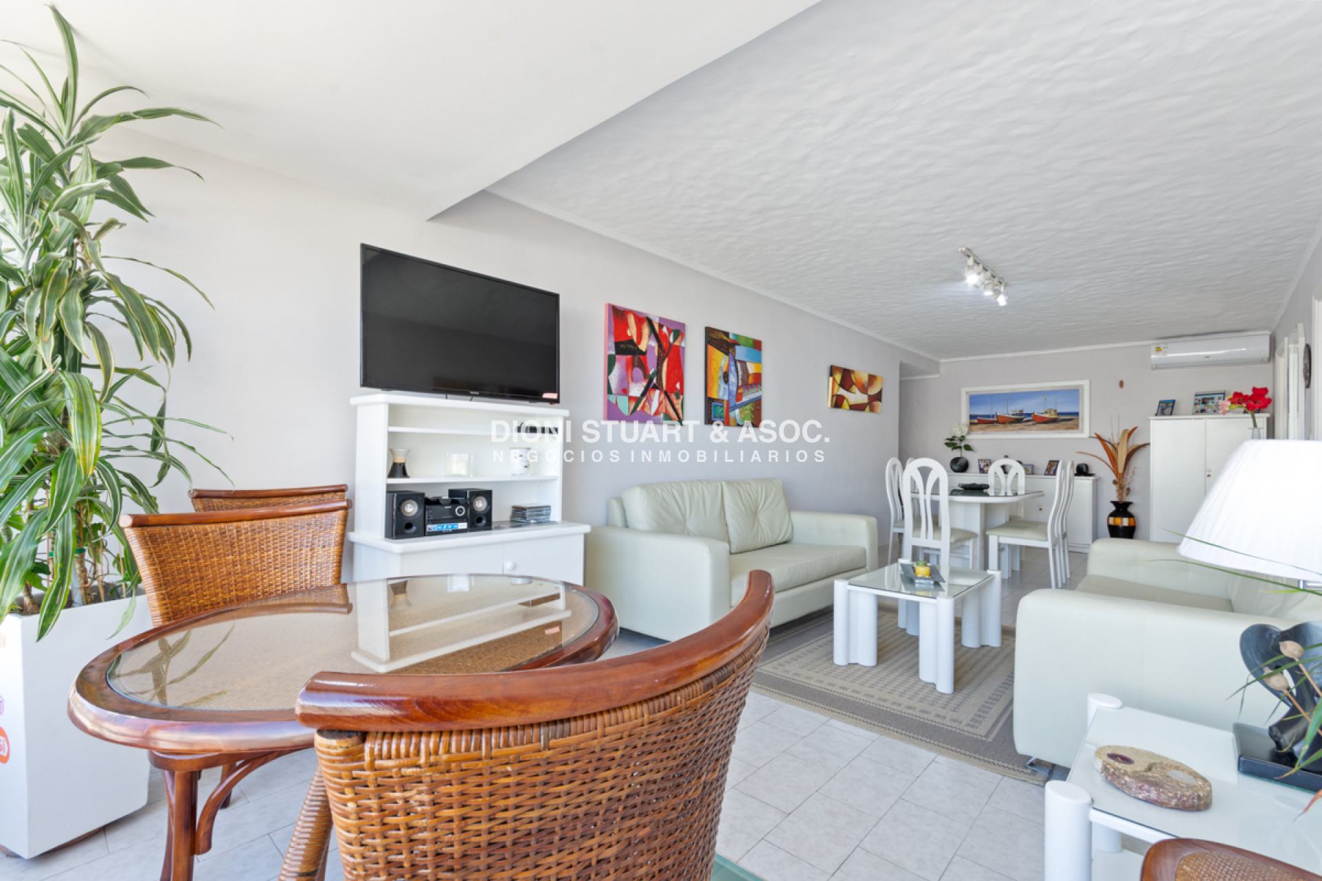 Apartamento ID.585 - Apartamento en Venta - Peninsula - Simon Bolivar - 3 Dormitorios - Reciclado