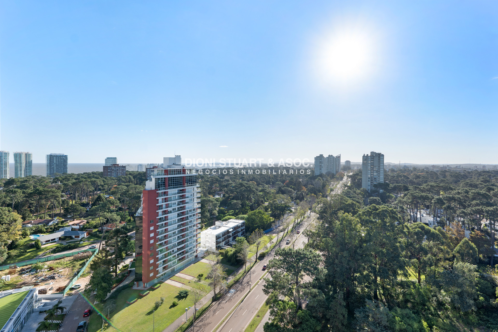 Apartamento ID.669 - Stradivarius - 3 Dormitorios - Piso Alto