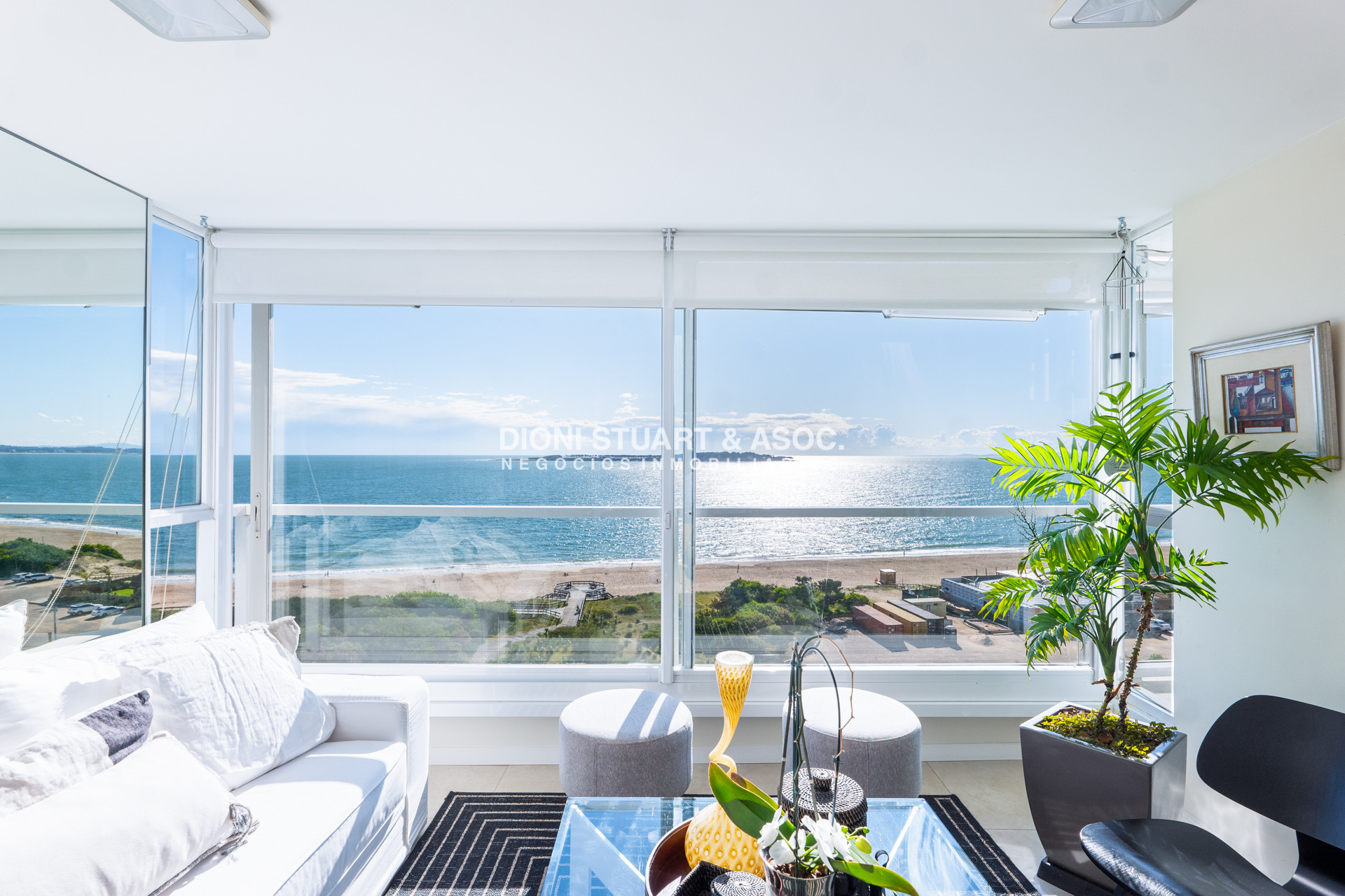 Apartamento ID.844 - Apartamento en Beverly Tower - Alquiler de Temporada - 3 Dorm en suite + Dep.
