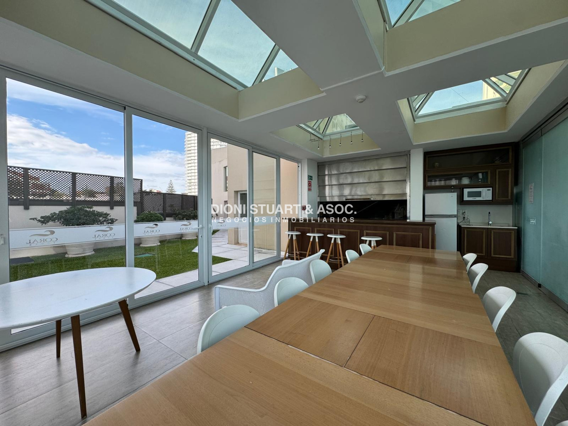 Apartamento ID.341 - Coral Tower - En venta - 3 Dormitorios en Suite + Dependencia
