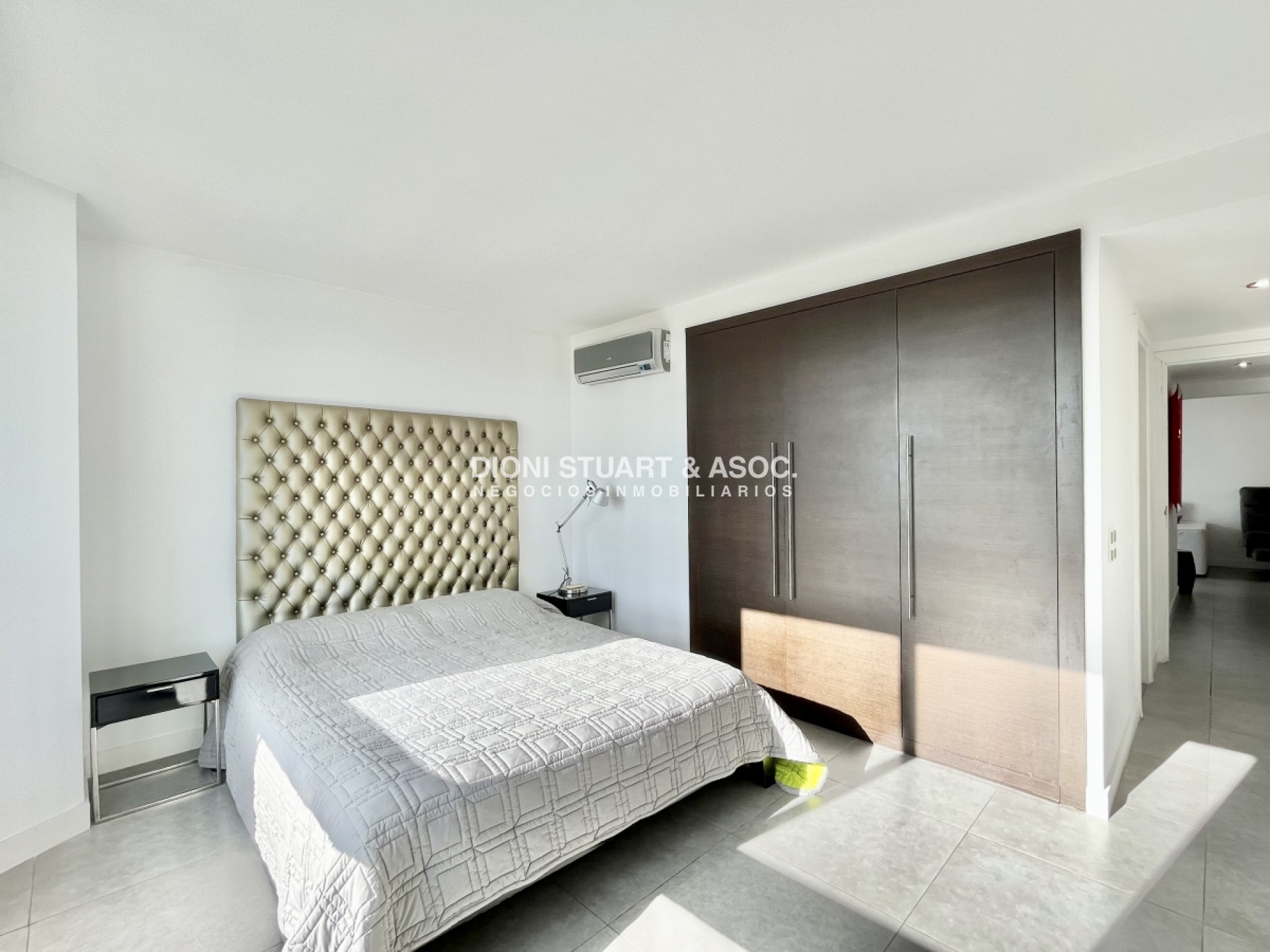 Apartamento ID.490 - Apartamento en Yoo en Venta!! 2 Dormitorios!! Roosevelt!! Cerca de Todo!! Punta del Este!!