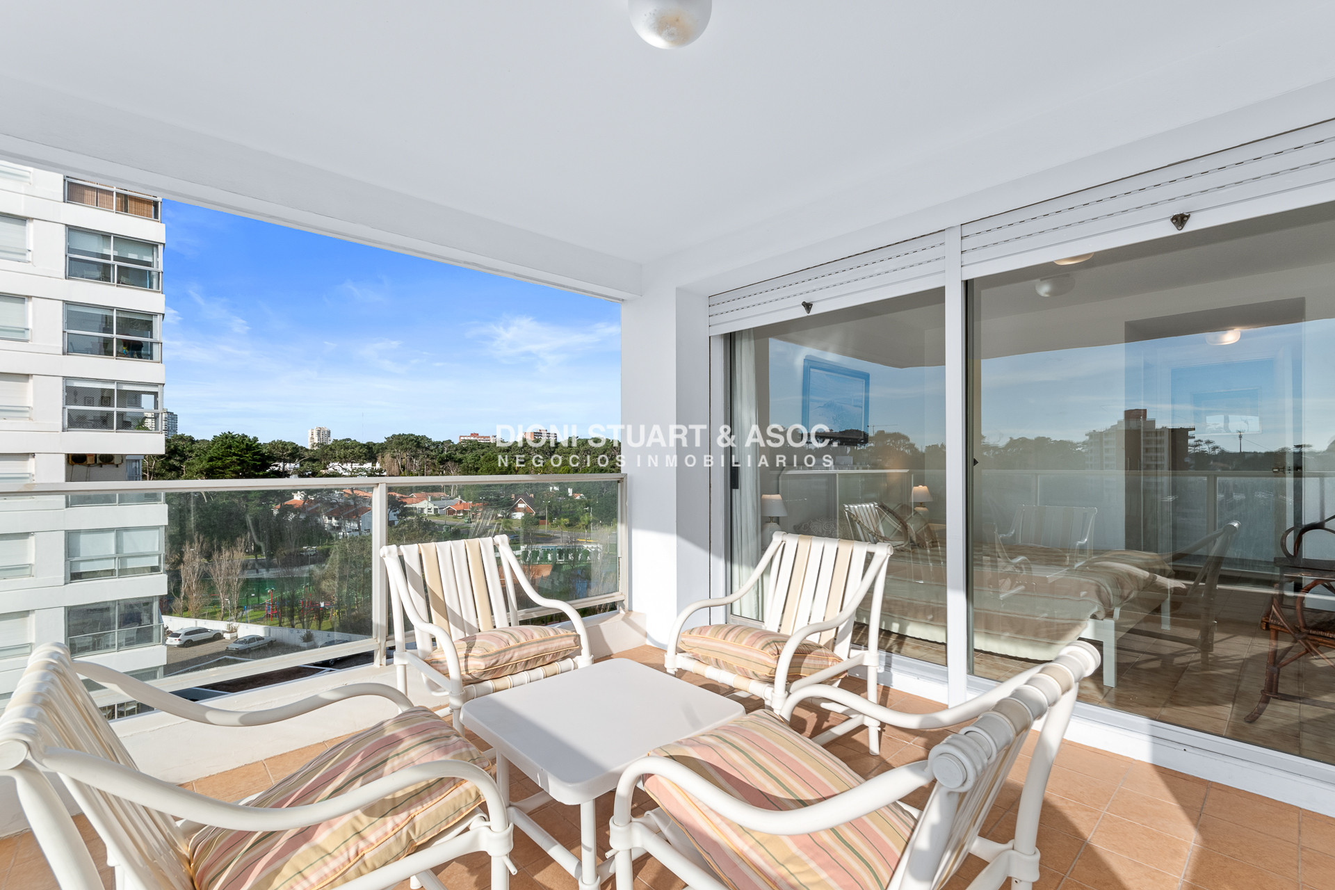 Apartamento ID.719 - Complejo Lincoln Center - Apartamento en Venta -  2 Dormitorios y Servicio - Reciclado
