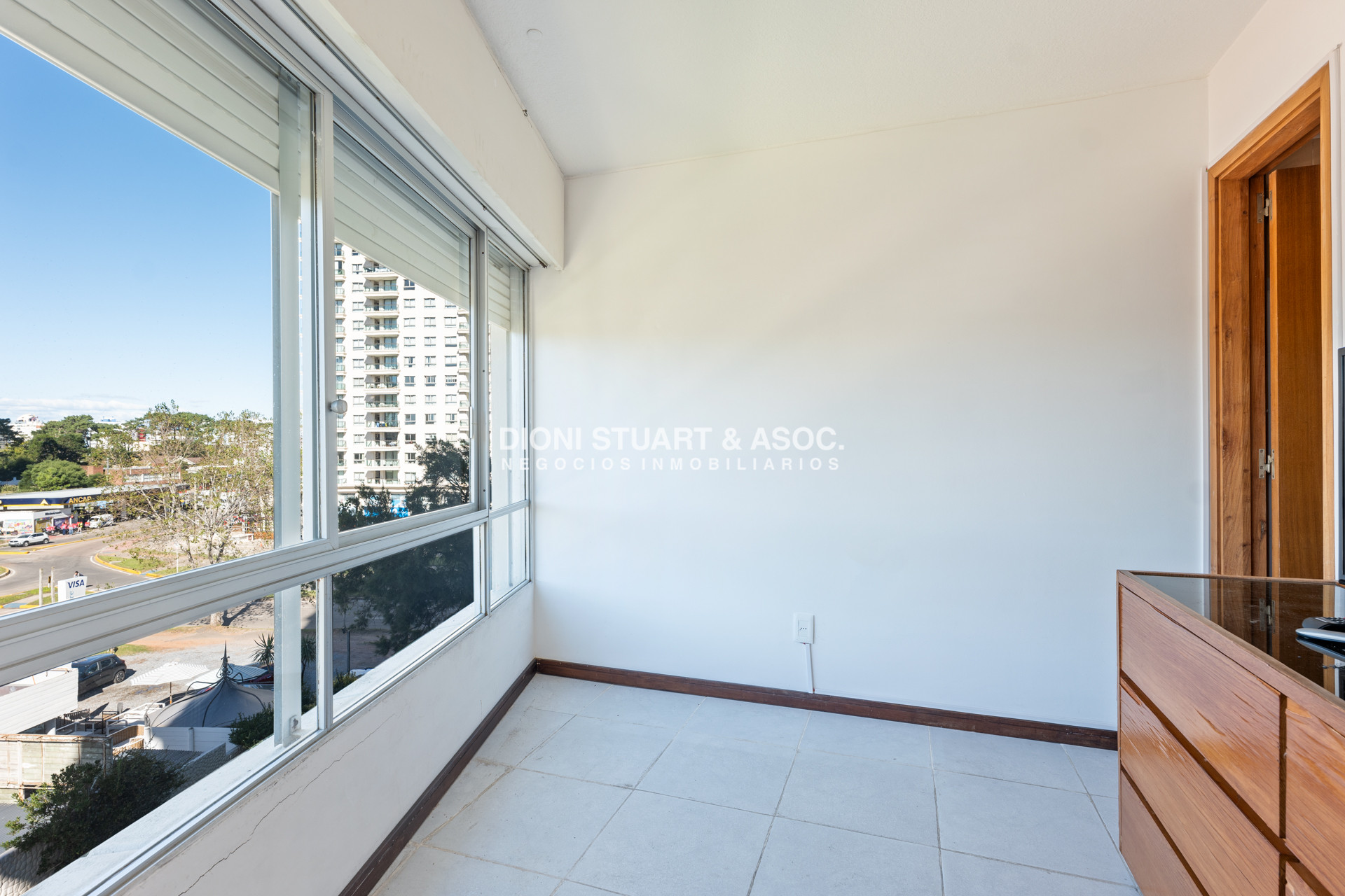 Apartamento ID.664 - Apartamento en Roosevelt - 3 Dormitorios y 3 Baños - Edificio Dormar - Punta del Este