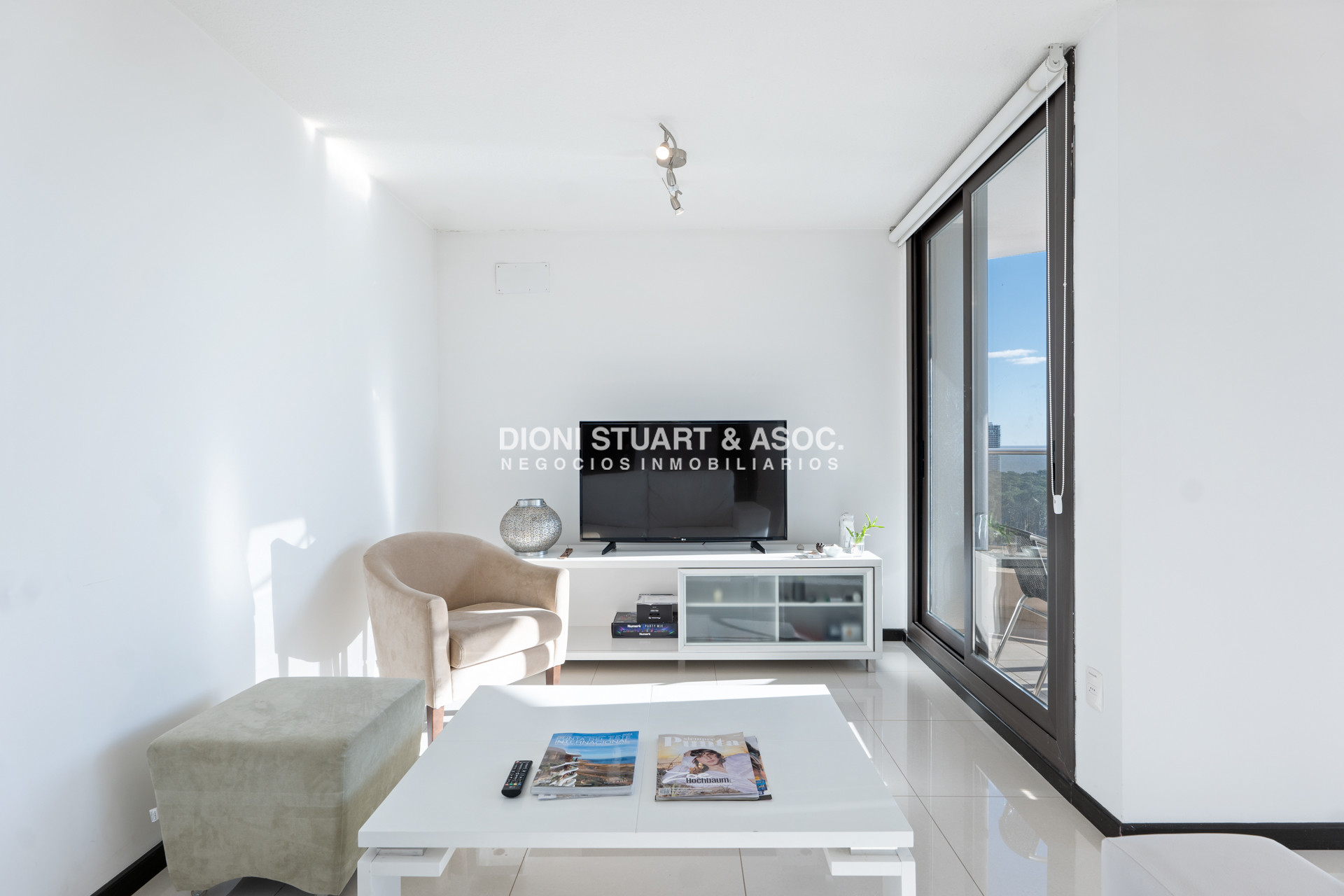 Apartamento ID.669 - Stradivarius - 3 Dormitorios - Piso Alto