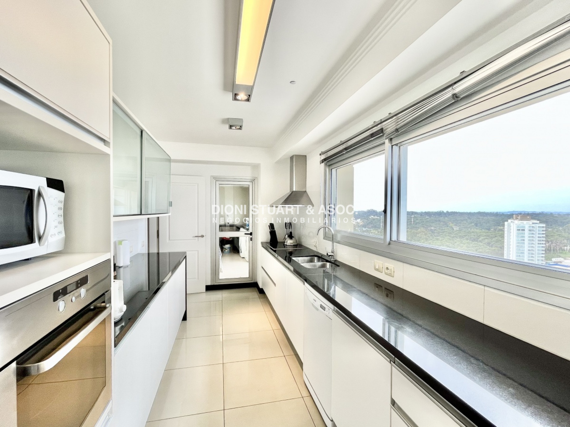 Apartamento ID.294 - Torre Lobos - En Venta - 3 Dormitorios En Suite 