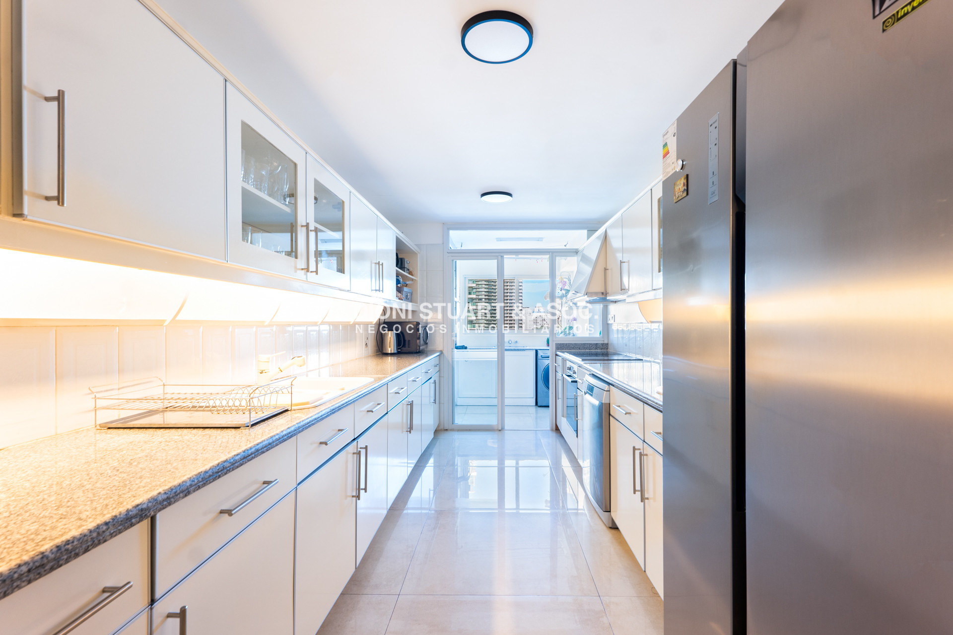 Apartamento ID.844 - Apartamento en Beverly Tower - Alquiler de Temporada - 3 Dorm en suite + Dep.