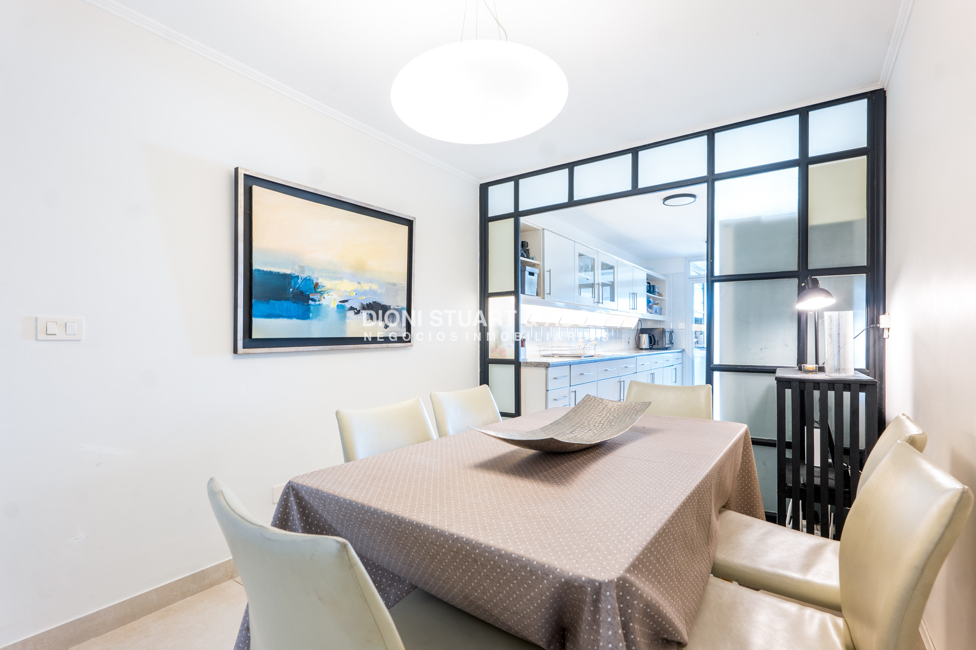 Apartamento ID.844 - Apartamento en Beverly Tower - Alquiler de Temporada - 3 Dorm en suite + Dep.