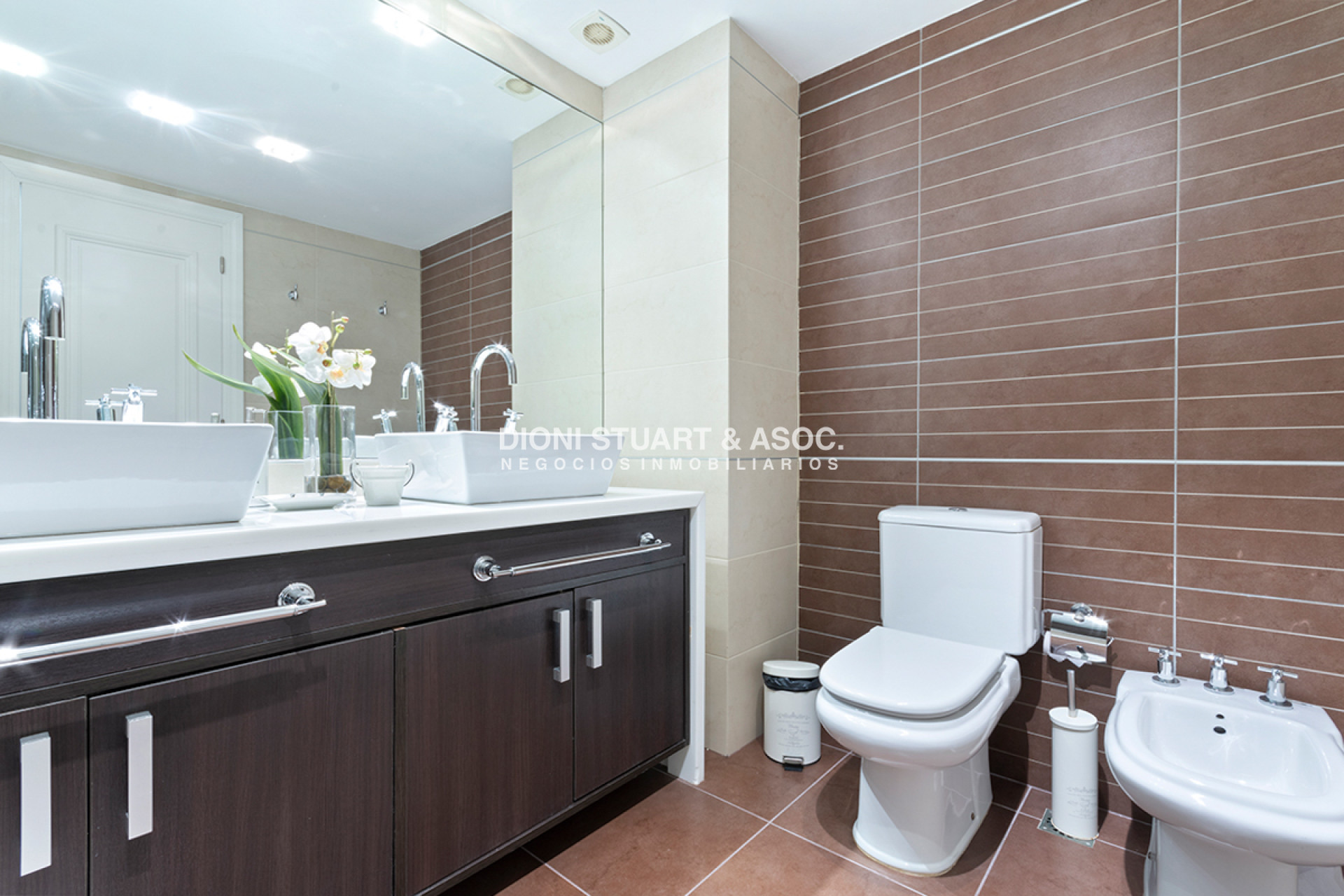 Apartamento ID.532 - Imperiale 1 - Esquinero - 3 Dormitorios en Suite