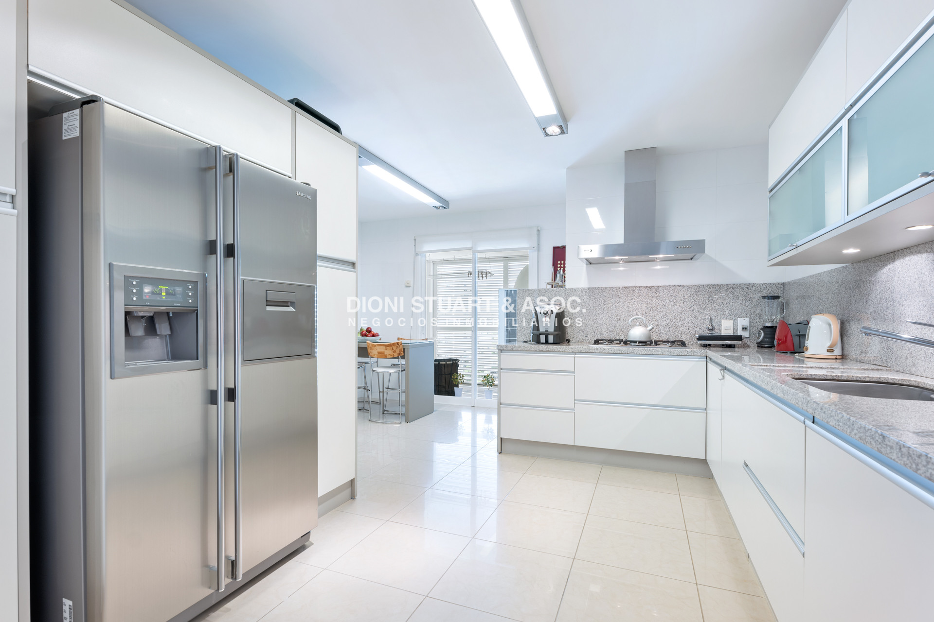 Apartamento ID.606 - Aquarela - 4 Dorms en Suite