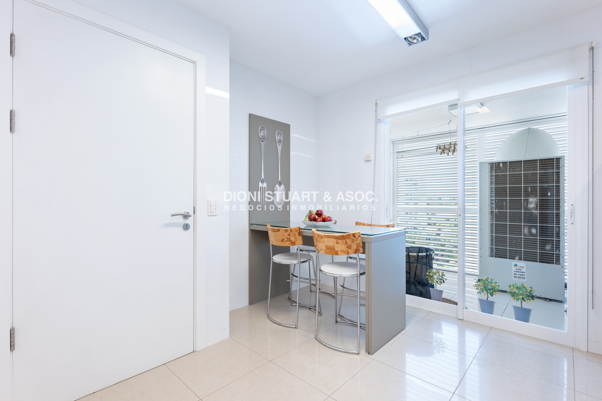 Apartamento ID.606 - Aquarela - 4 Dorms en Suite