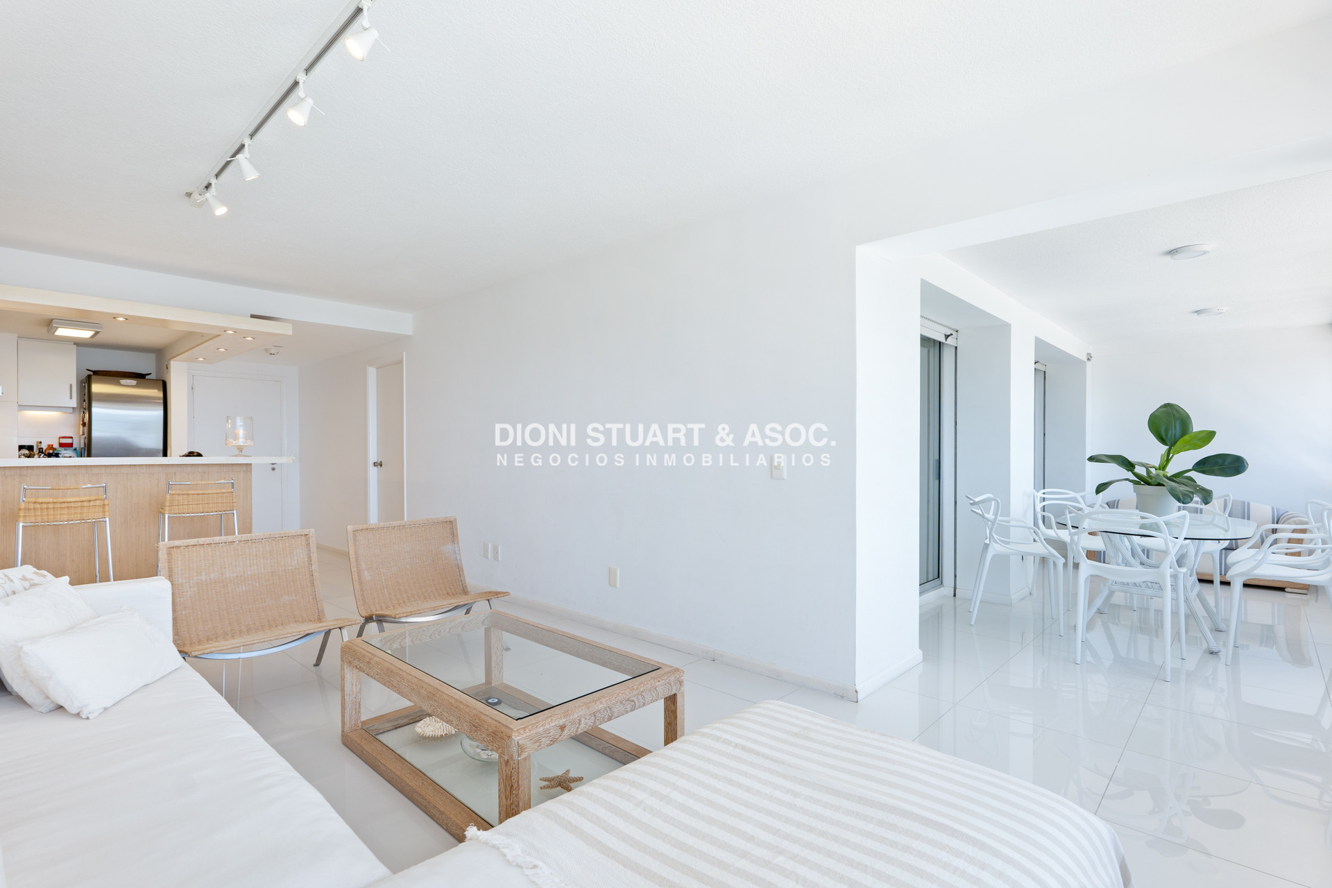 Apartamento ID.602 - Torre Jefferson - 2 Dormitorios y Medio - Reciclado - Complejo Lincoln Center