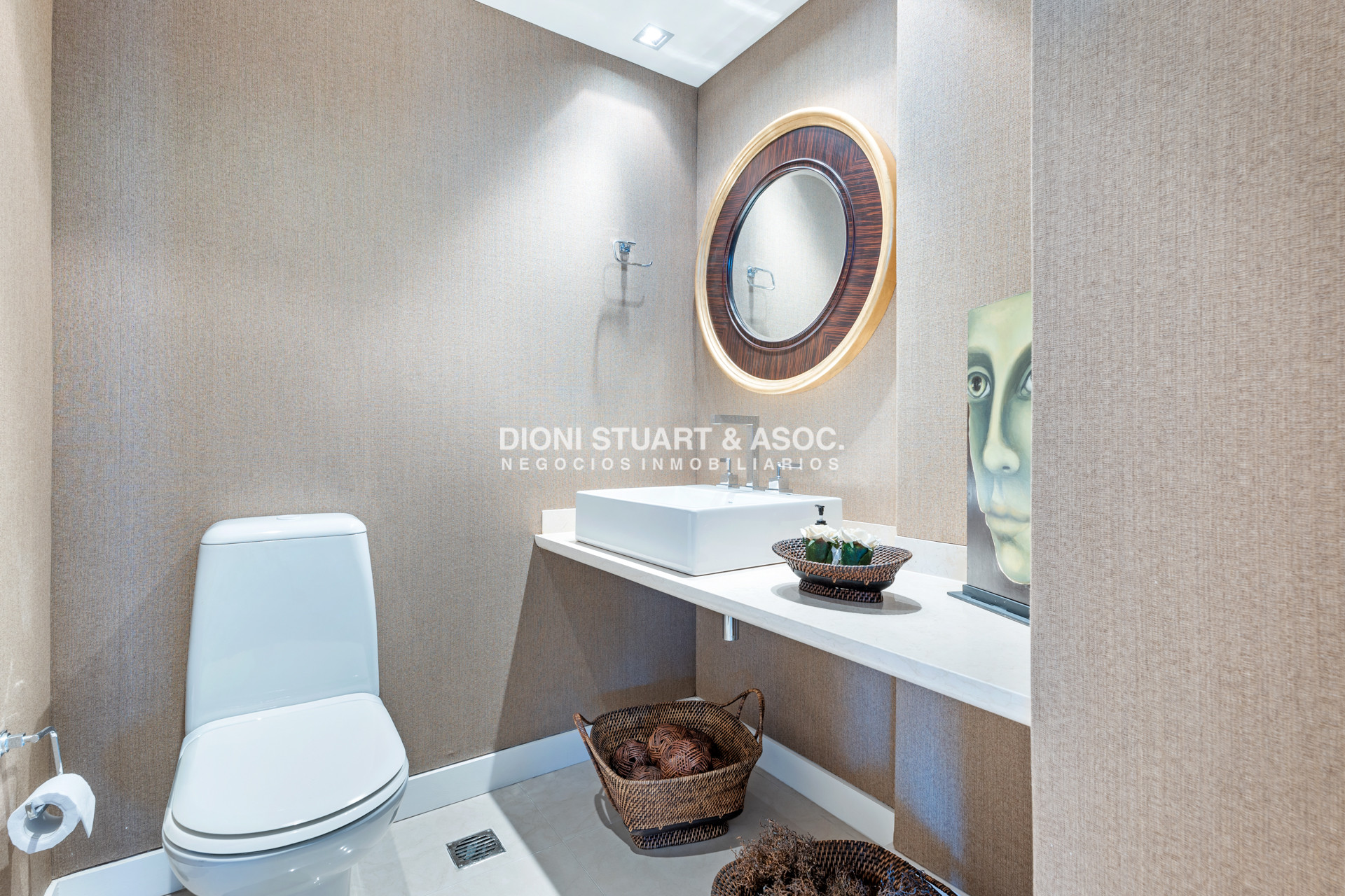 Apartamento ID.606 - Aquarela - 4 Dorms en Suite
