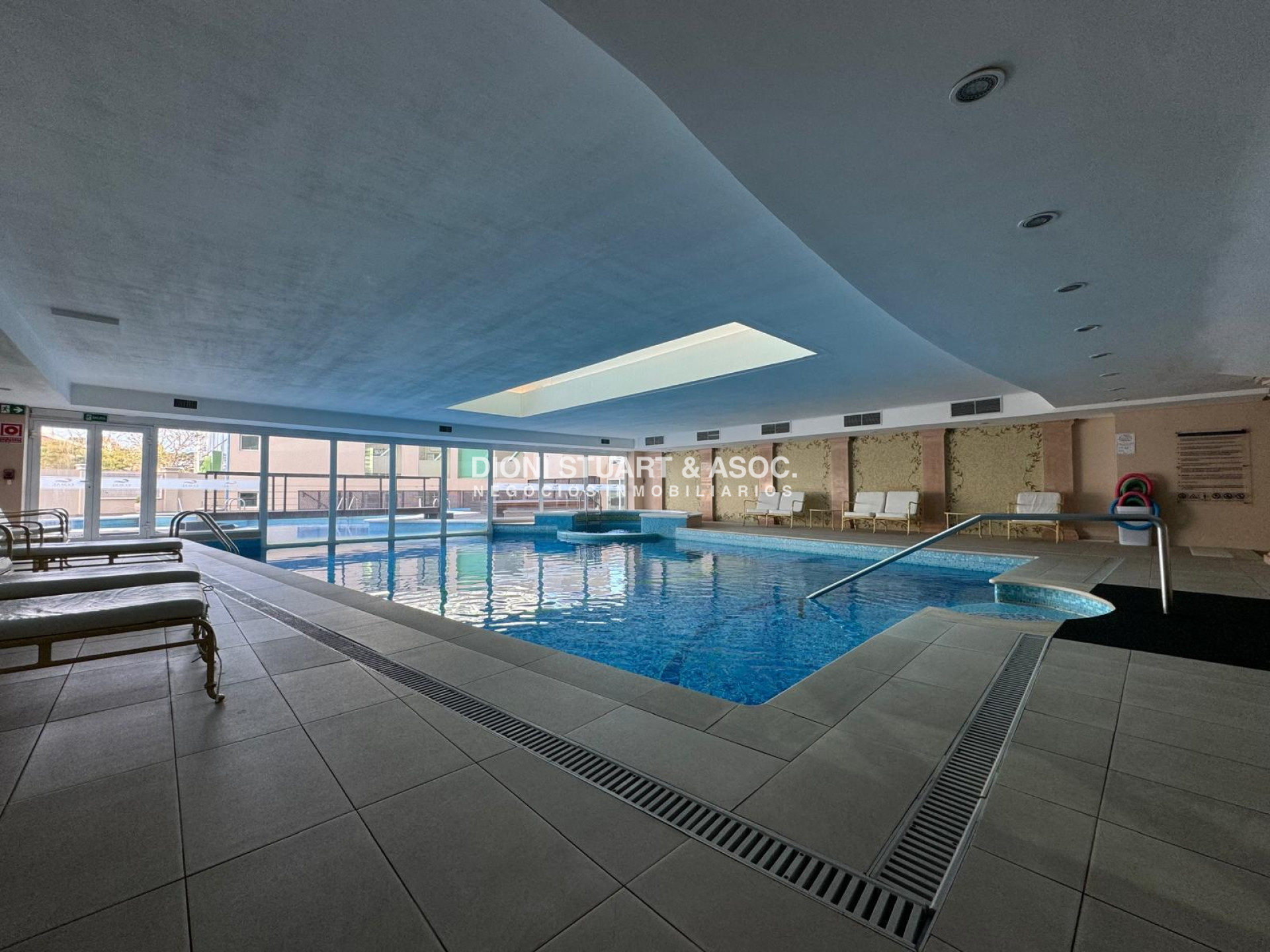 Apartamento ID.341 - Coral Tower - En venta - 3 Dormitorios en Suite + Dependencia