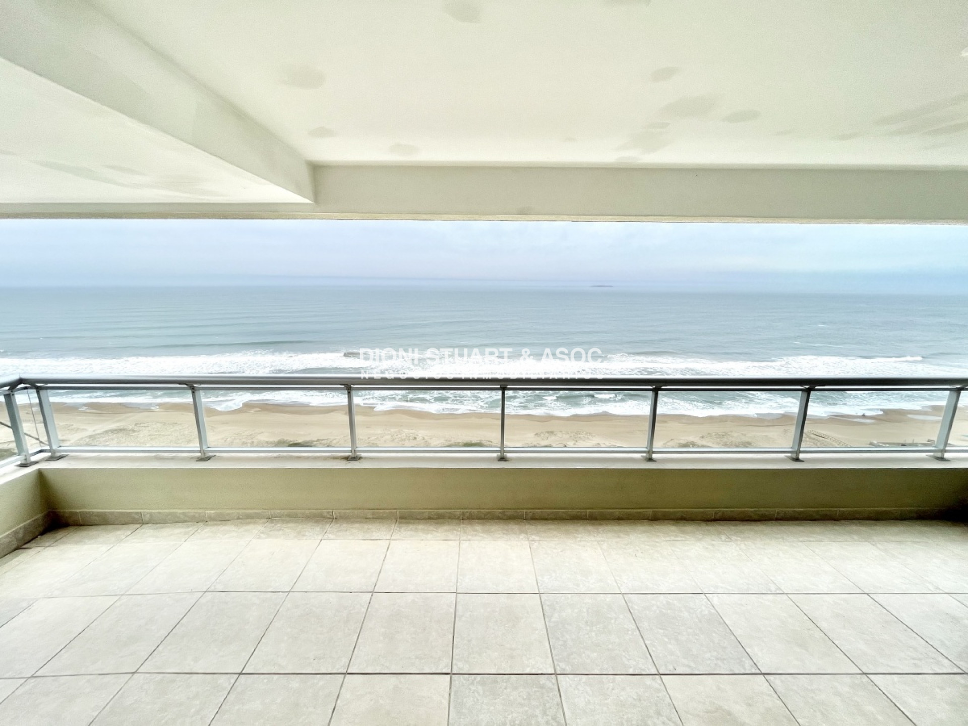 Apartamento ID.294 - Torre Lobos - En Venta - 3 Dormitorios En Suite 