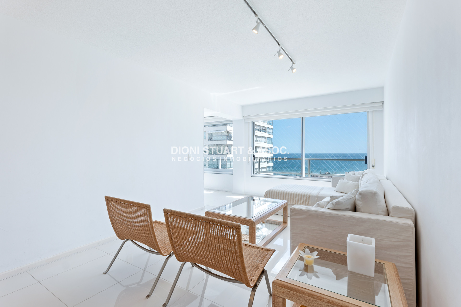 Apartamento ID.602 - Torre Jefferson - 2 Dormitorios y Medio - Reciclado - Complejo Lincoln Center