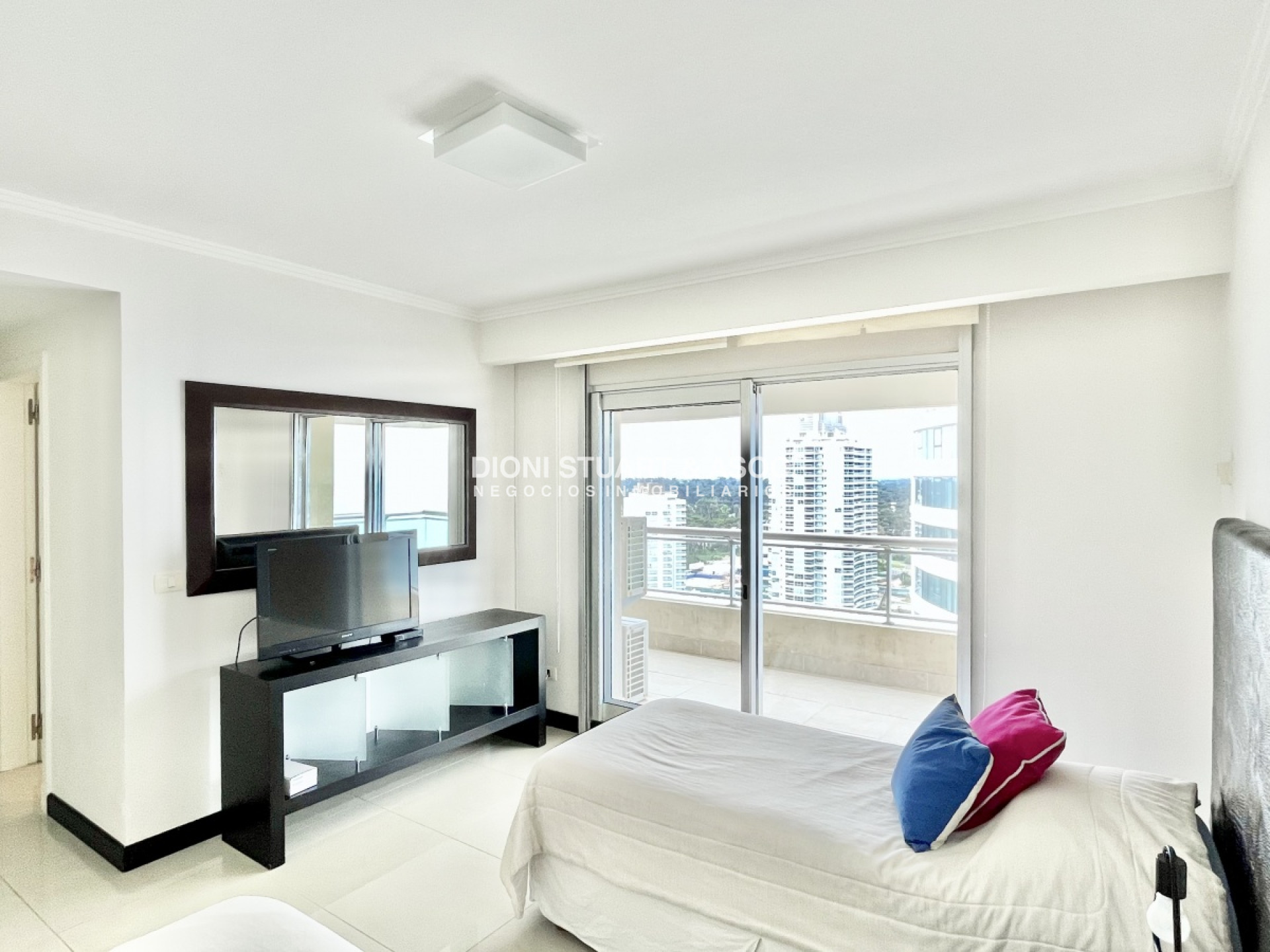 Apartamento ID.294 - Torre Lobos - En Venta - 3 Dormitorios En Suite 