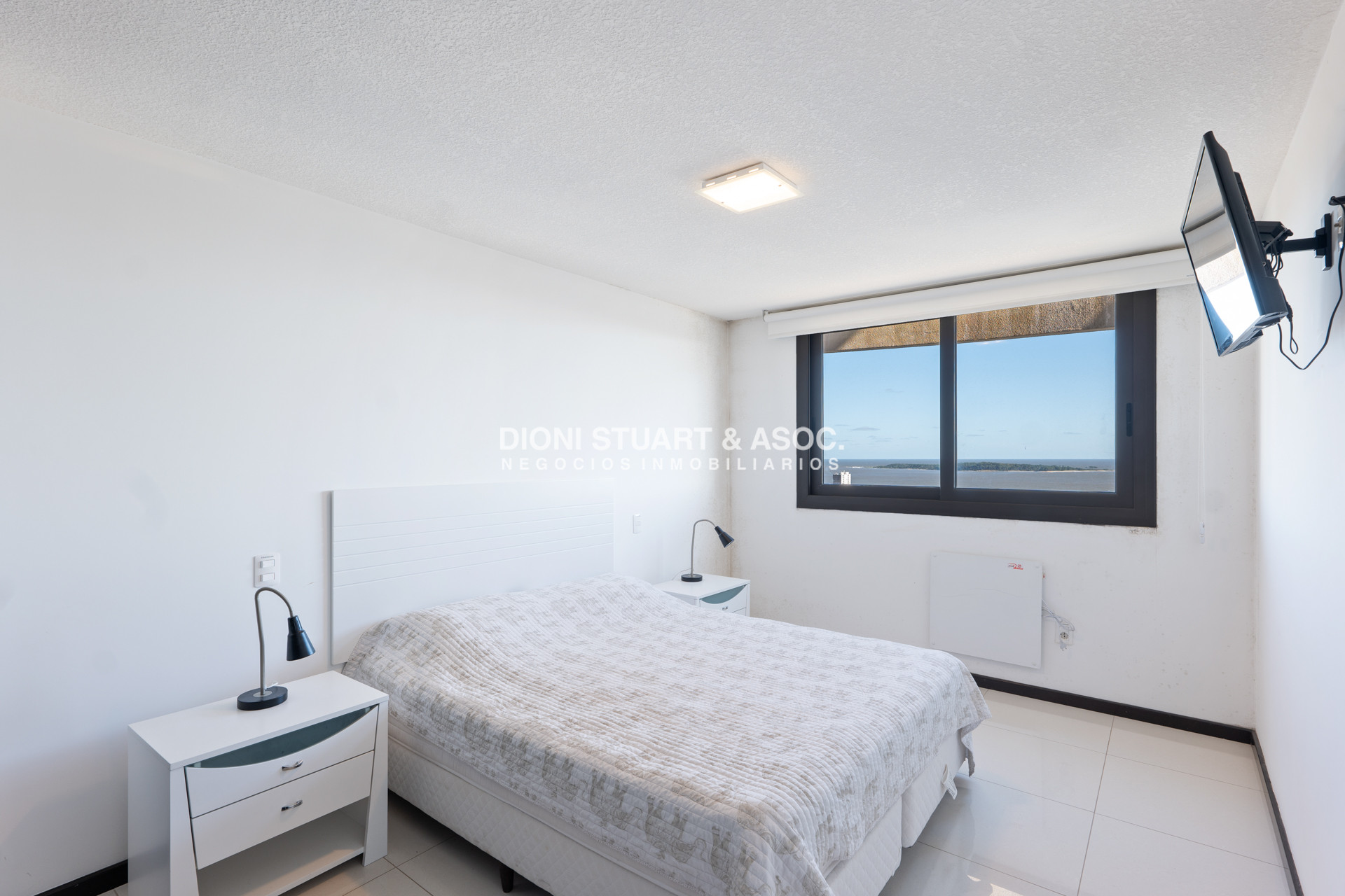 Apartamento ID.669 - Stradivarius - 3 Dormitorios - Piso Alto