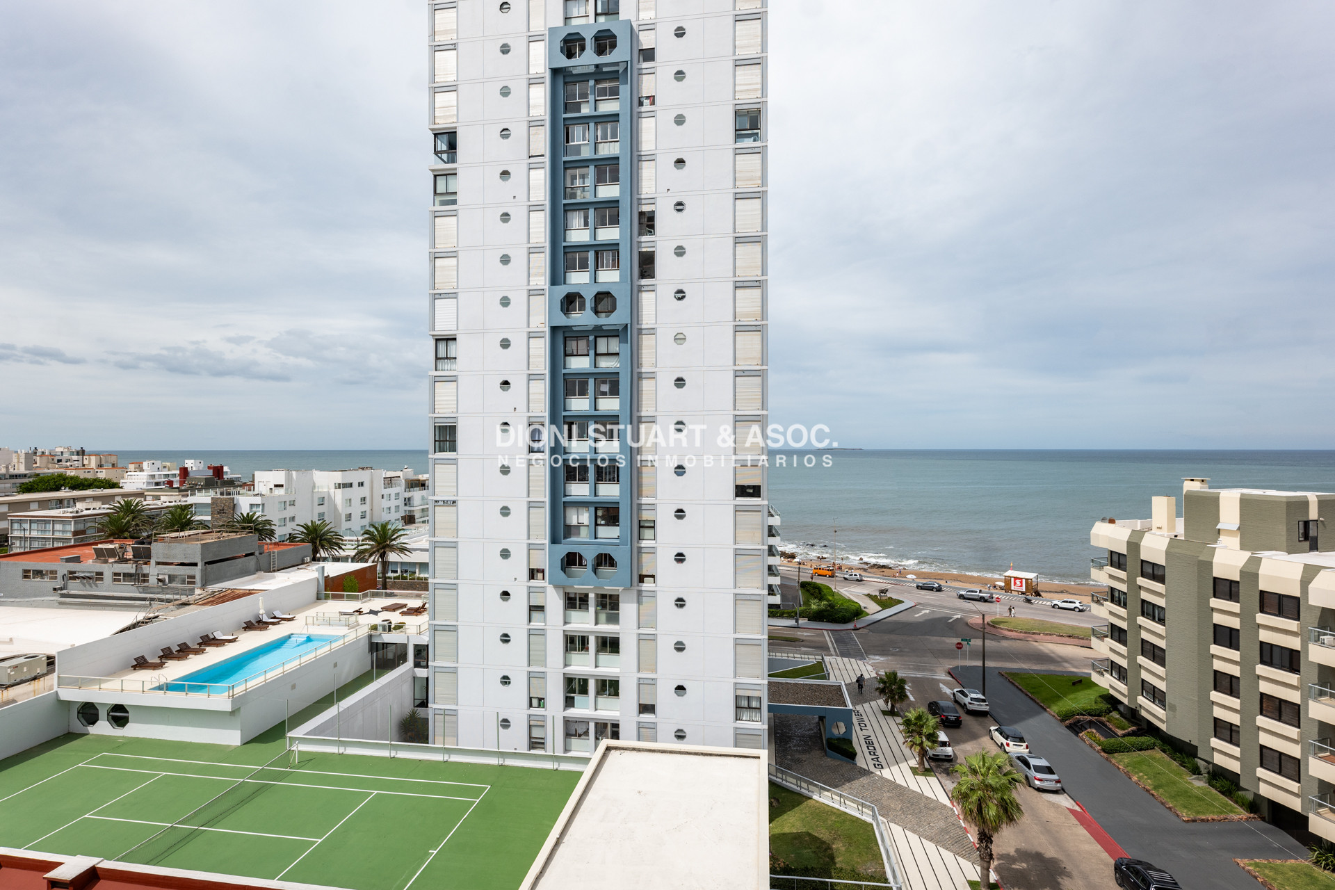 Apartamento ID.927 - DEPARTAMENTO EN PUNTA DEL ESTE CON VISTA AL MAR - 2 DORMITORIOS - TORRE PLAZA