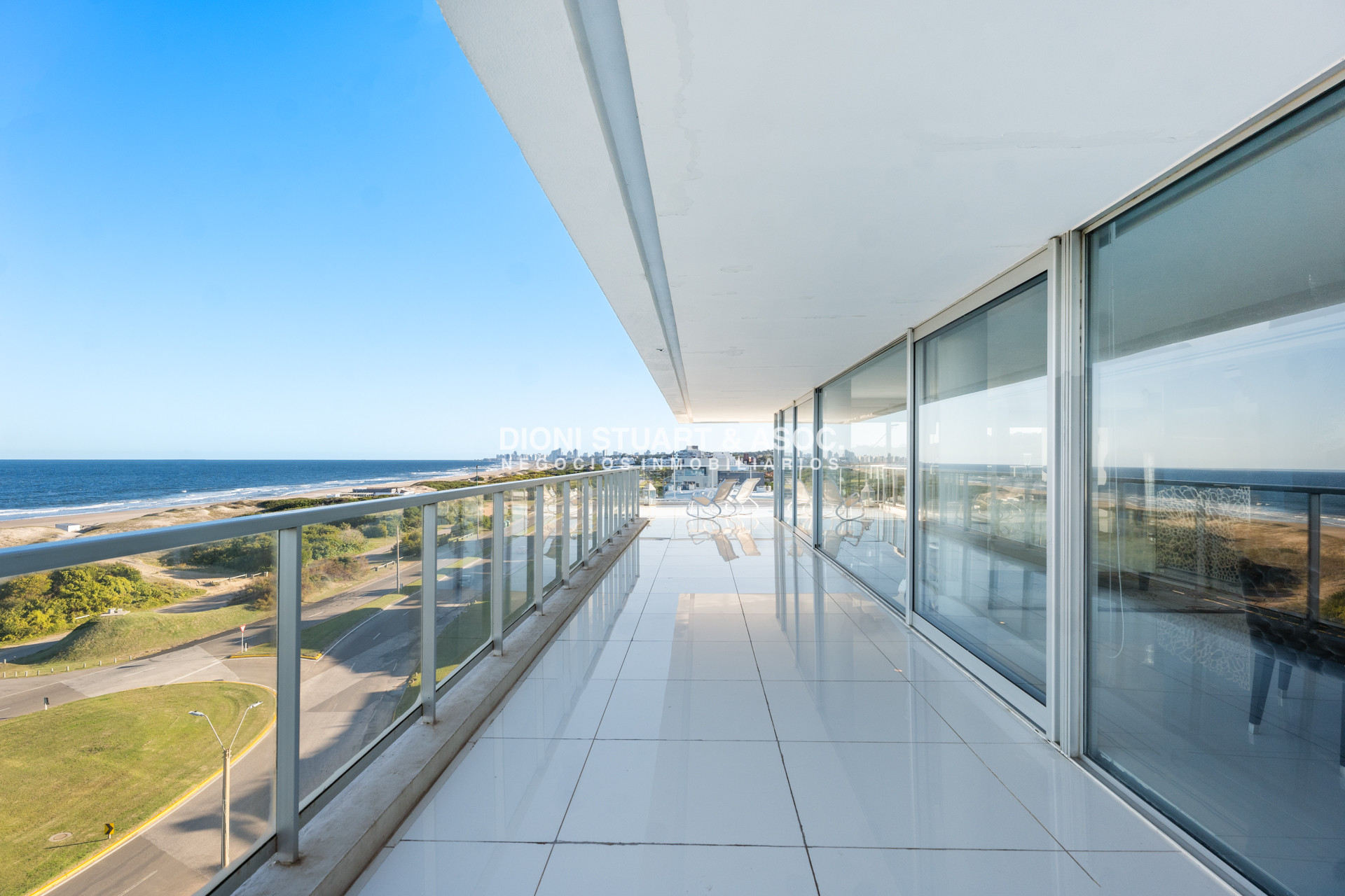Apartamento ID.989 - MYTHOS PENT HOUSE DUPLEX - 4 SUITES - PLAYA BRAVA PRIMERA LINEA