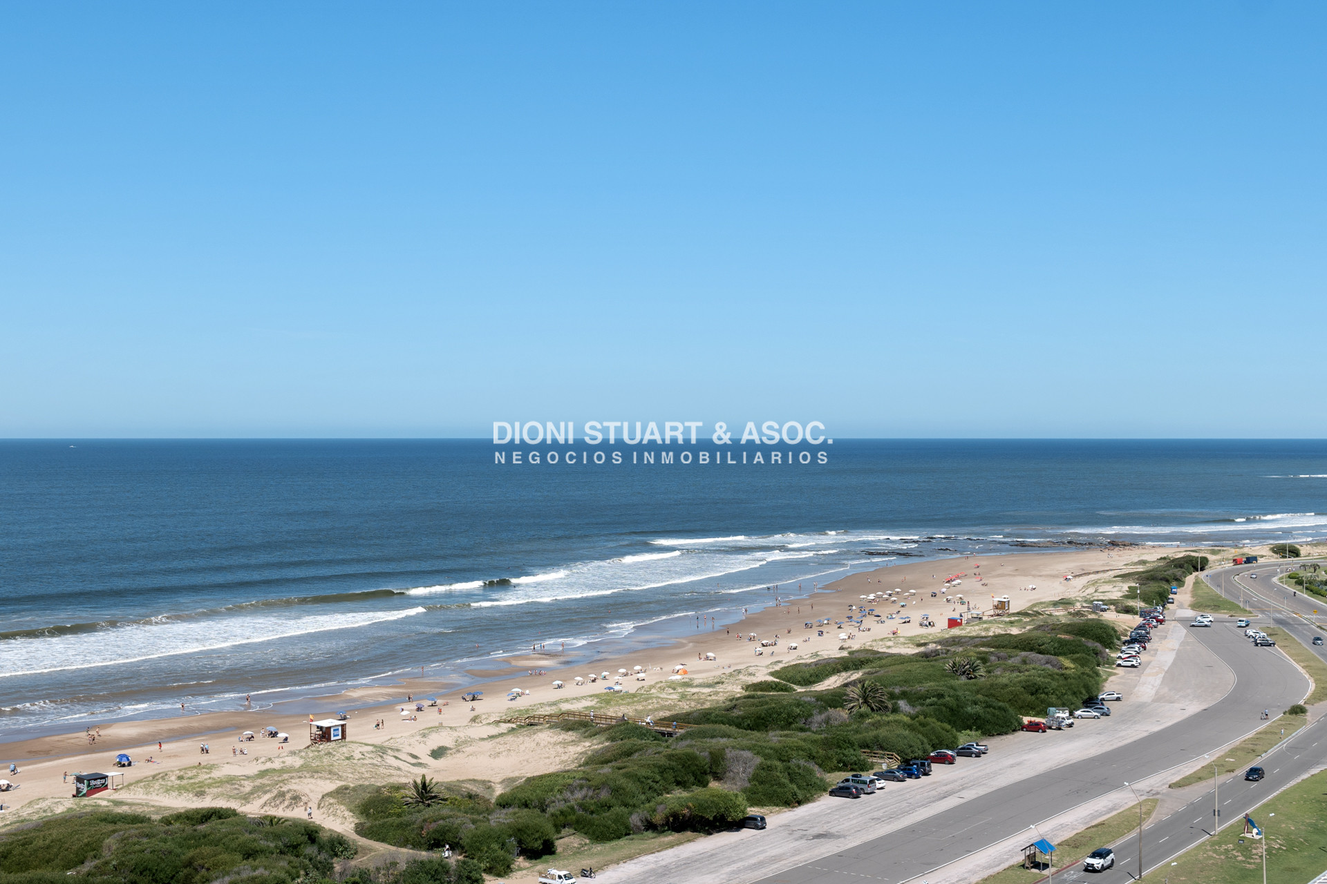 Apartamento ID.634 - Tiburon 2 - Piso Alto Lateral - 3 Dorm + Dep.