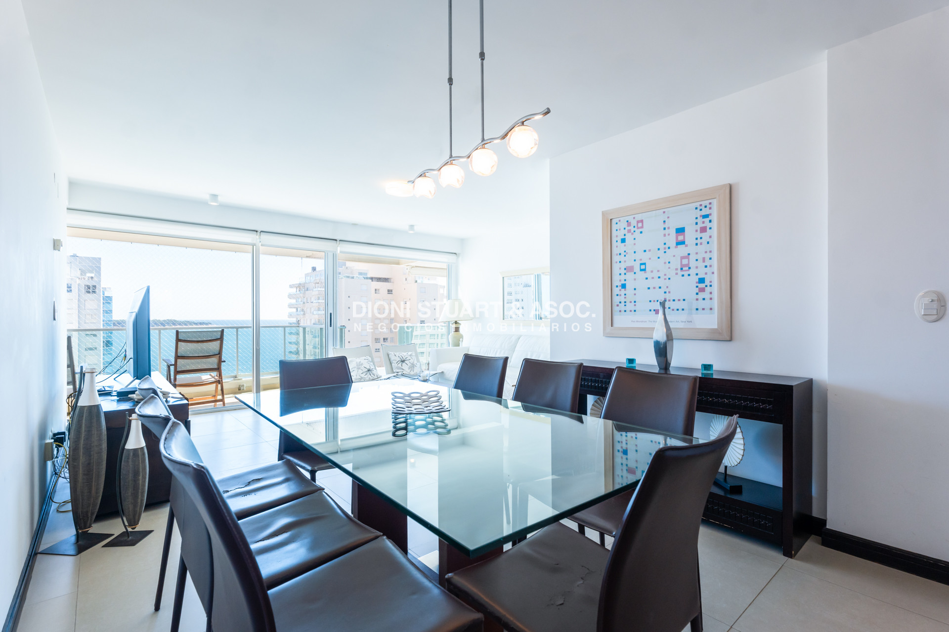 Apartamento ID.938 - GALA TOWER DEPARTAMENTO ESQUINERO 3 DORMITORIOS VISTA AL MAR - PLAYA MANSA - CON PARRILLERO