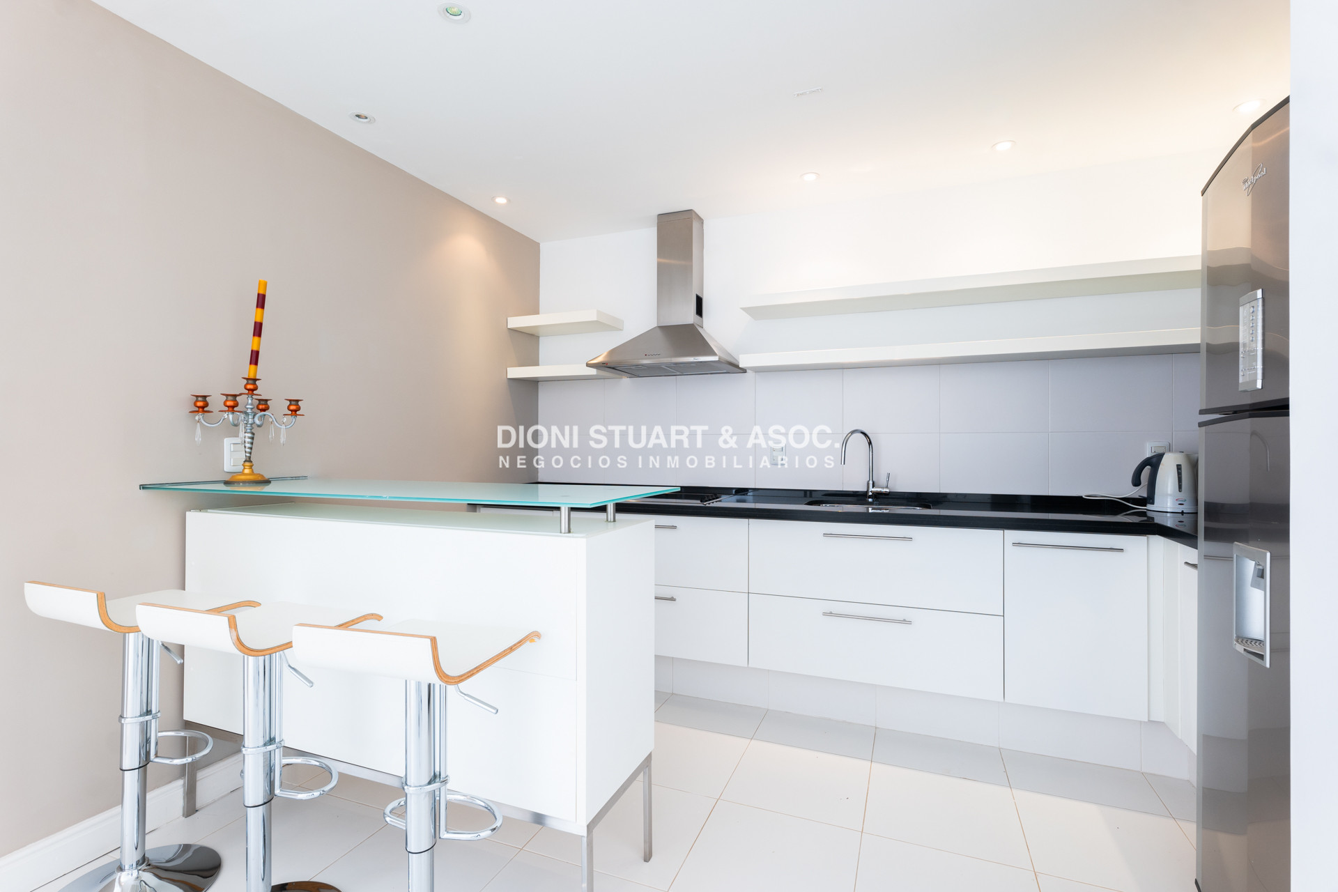 Apartamento ID.757 - PENT HOUSE EN VENTA PRIMERA LINEA BRAVA - EDIF. AGUAS AZULES - 5 DORM EN SUITE
