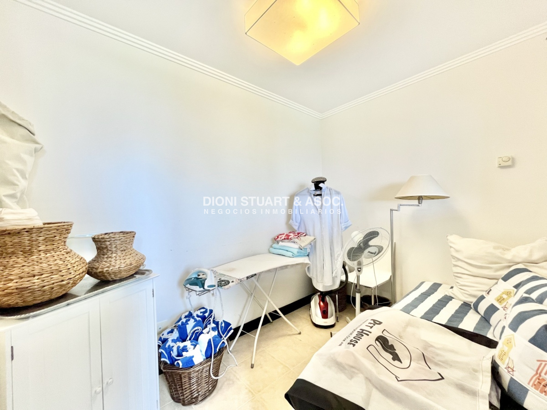 Apartamento ID.116 - Torre Lobos  -  Esquinero - En Venta