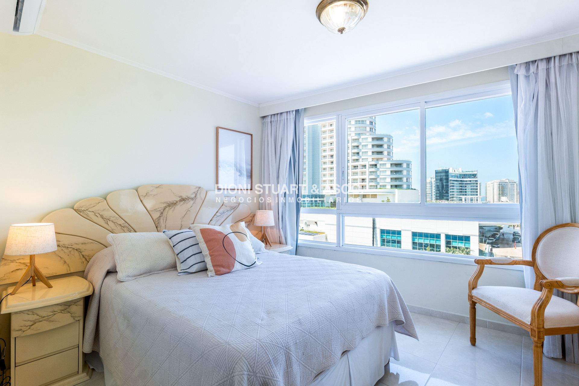 Apartamento ID.800 - MILLENIUM TOWER EN ALQUILER DE TEMPORADA - 3 DORMITORIOS EN SUITE + DEP. - LA MEJOR VISTA