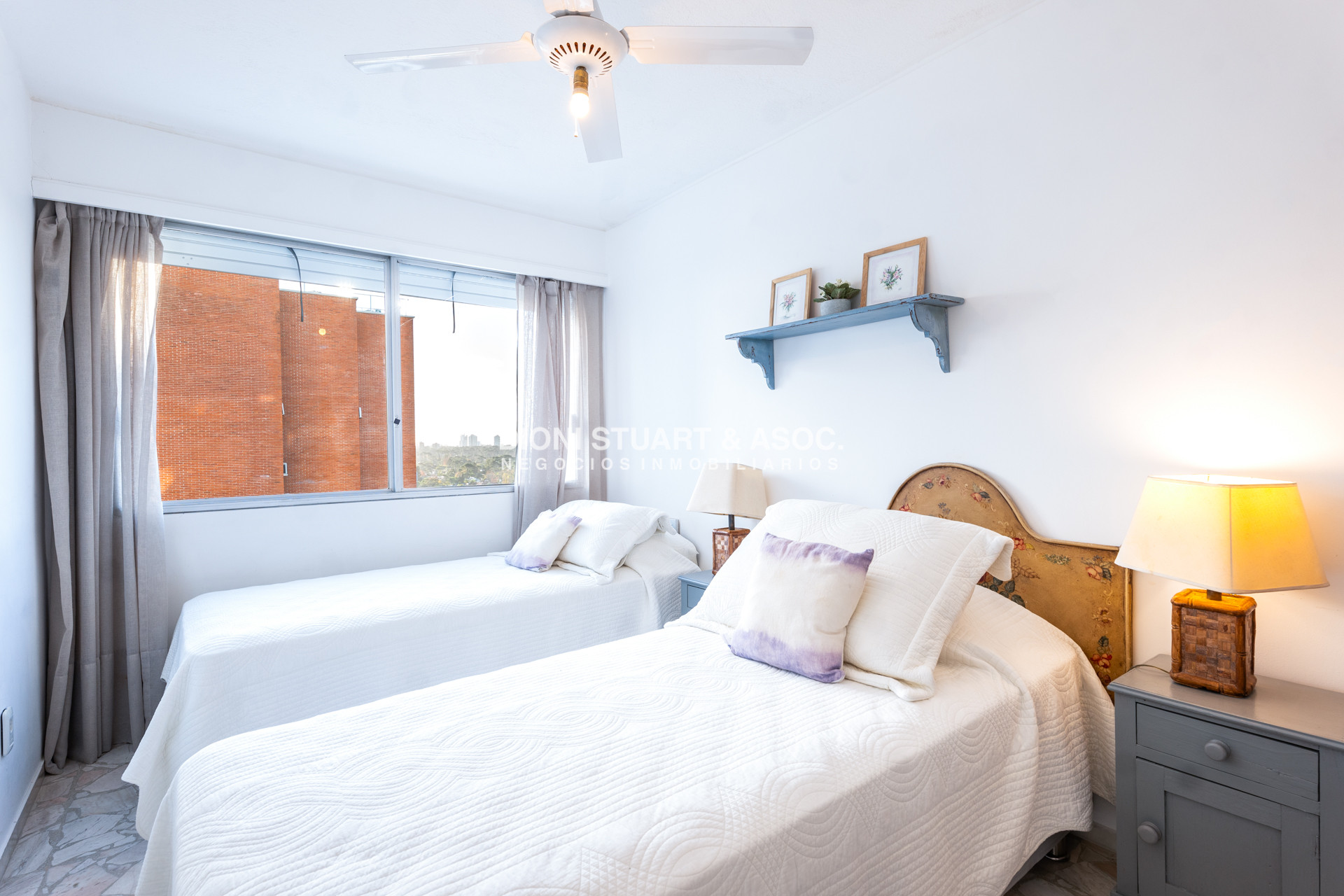 Apartamento ID.978 - APARTAMENTO EN VENTA EN EDIFICIO IMARANGATU - 3 DORM + DEP. CON PARRILLERO