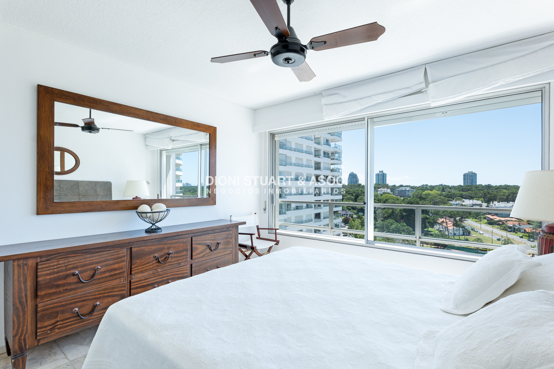 Apartamento ID.359 - APARTAMENTO EN ALQUILER 2 DORMITORIOS Y MEDIO TODOS LOS AMENITIES FRENTE AL MAR TORRE WASHINGTON COMPLEJO LINCOLN CENTER