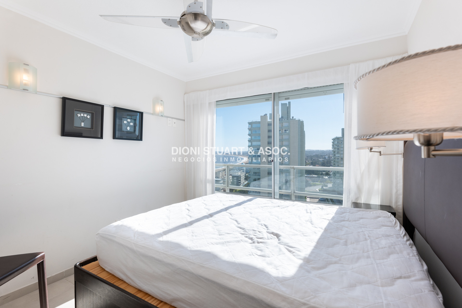 Apartamento ID.724 - APARTAMENTO FRENTE AL MAR DE 3 DORMITORIOS EN ALQUILER DE TEMPORADA - RECICLADO - TORRE WASHINGTON - COMPLEJO LINCOLN CENTER