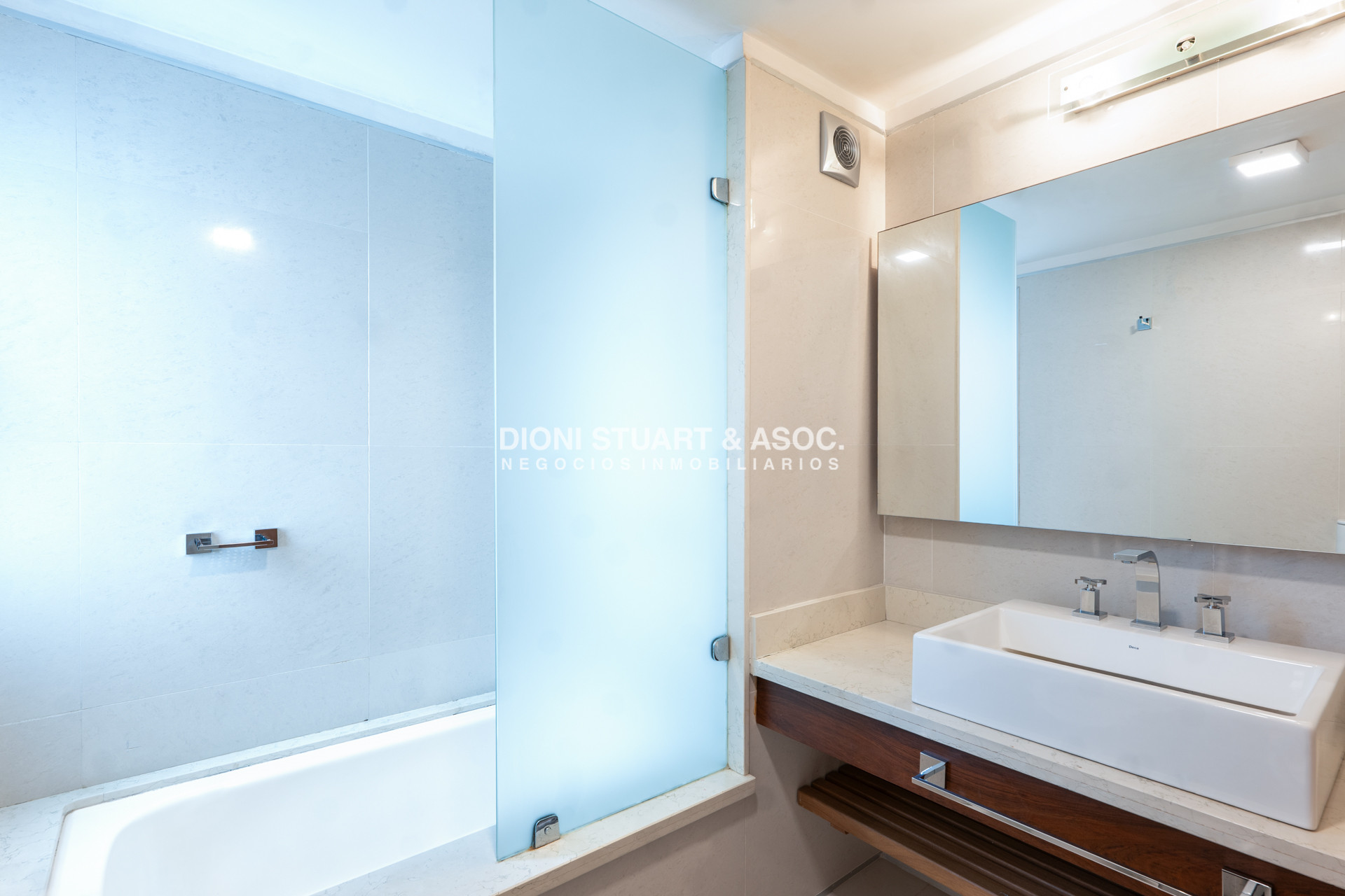 Apartamento ID.1072 - VENTA APARTAMENTO 3 DORMITORIOS EN SUITE + DEPENDENCIA - EDIFICIO INDIGO - PLAYA BRAVA - PUNTA DEL ESTE