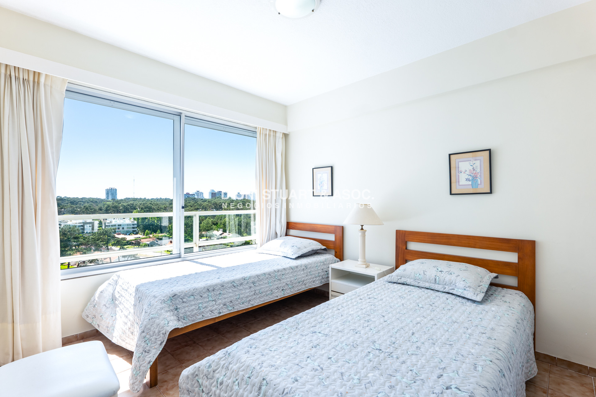 Apartamento ID.812 - Apartamento Frente al Mar en Venta - Torre Jefferson - 2 Dorm y dependencia - Complejo Lincoln Center