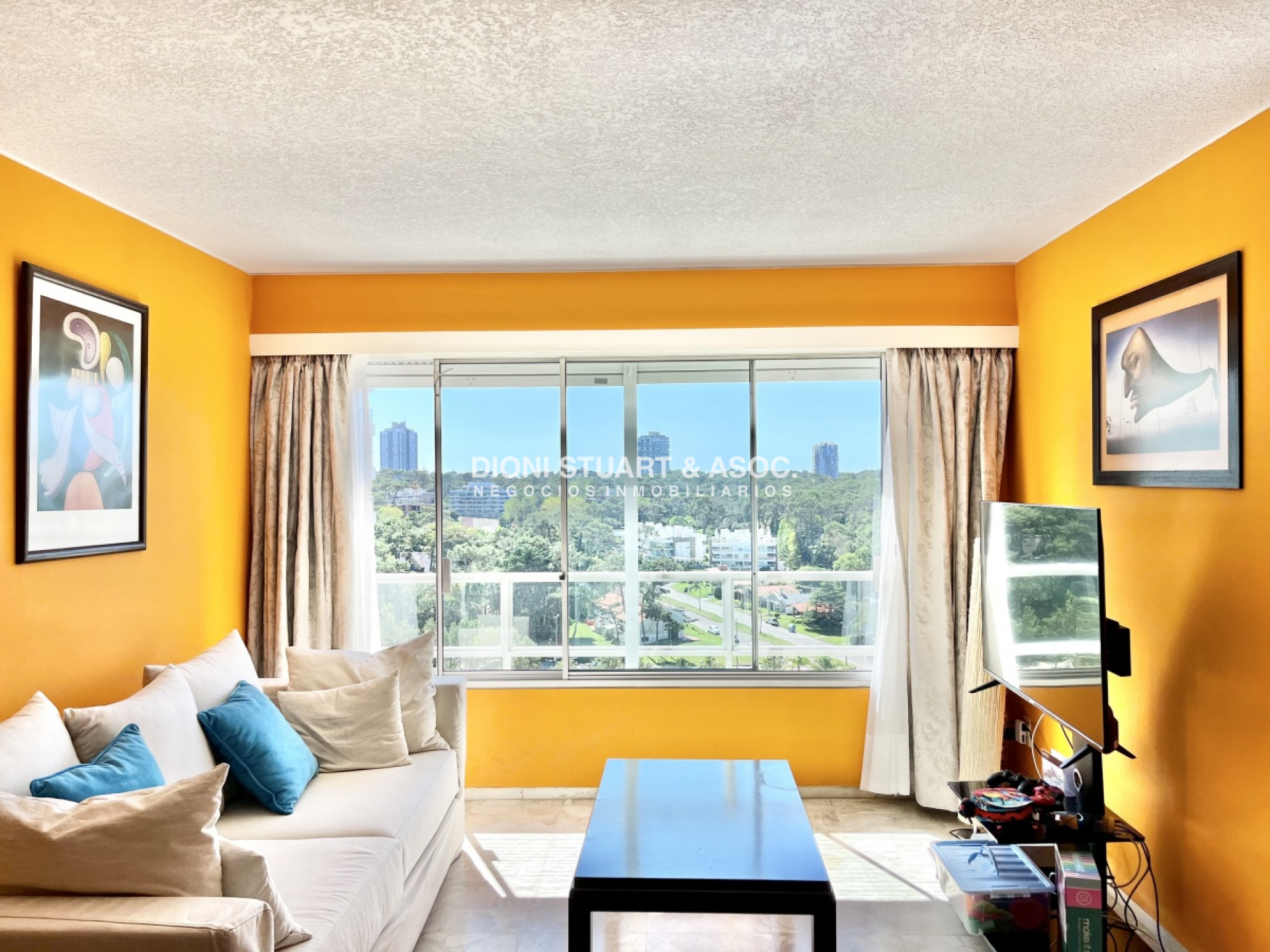 Apartamento ID.121 - OPORTUNIDAD EN VENTA - FRENTE AL MAR -  2 DORM Y MEDIO - COMPLEJO LINCOLN CENTER - TORRE WASHINGTON